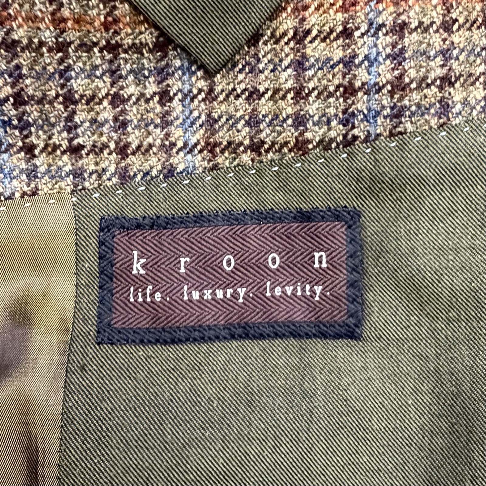 KROON Men’s 44L Brown Plaid 100% Virgin Wool Sport Coat Elbow Patch Blazer