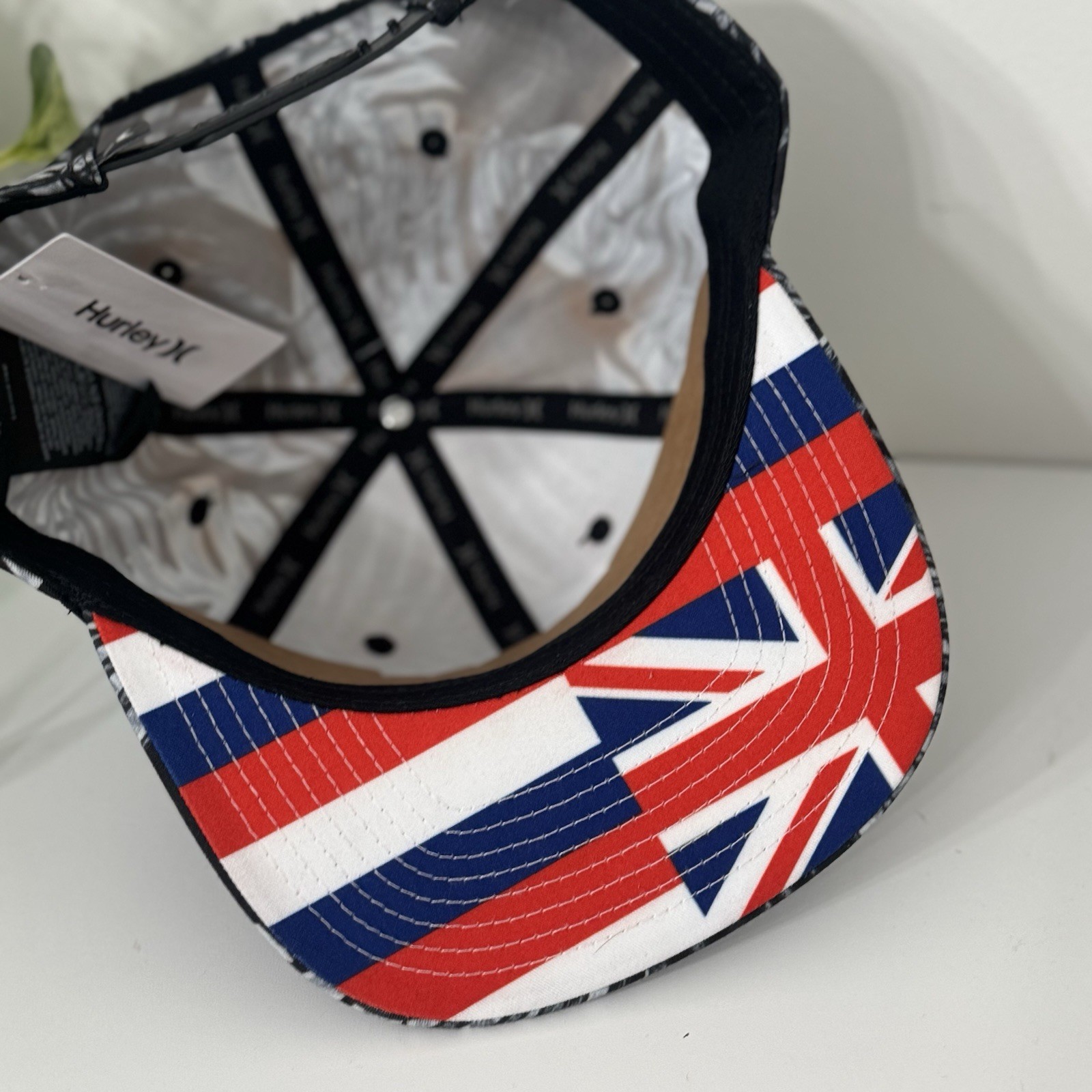 NWT Hurley Ohana Hawaii Flag SnapBack Hat -Sig Zane – Classics By Yupoong