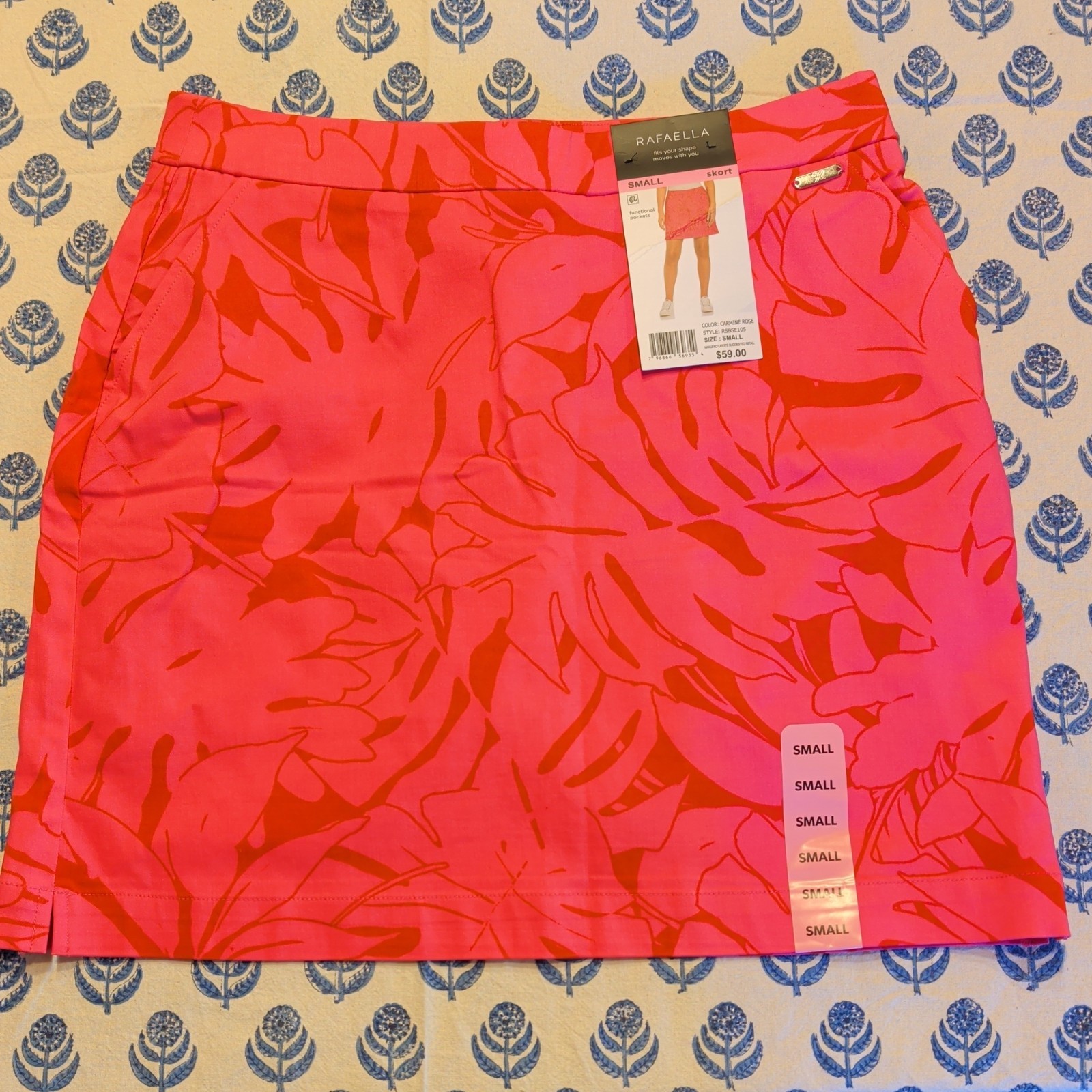Rafaella Ladies Stretch Skort Size S Pressed Palms Carmine Rose