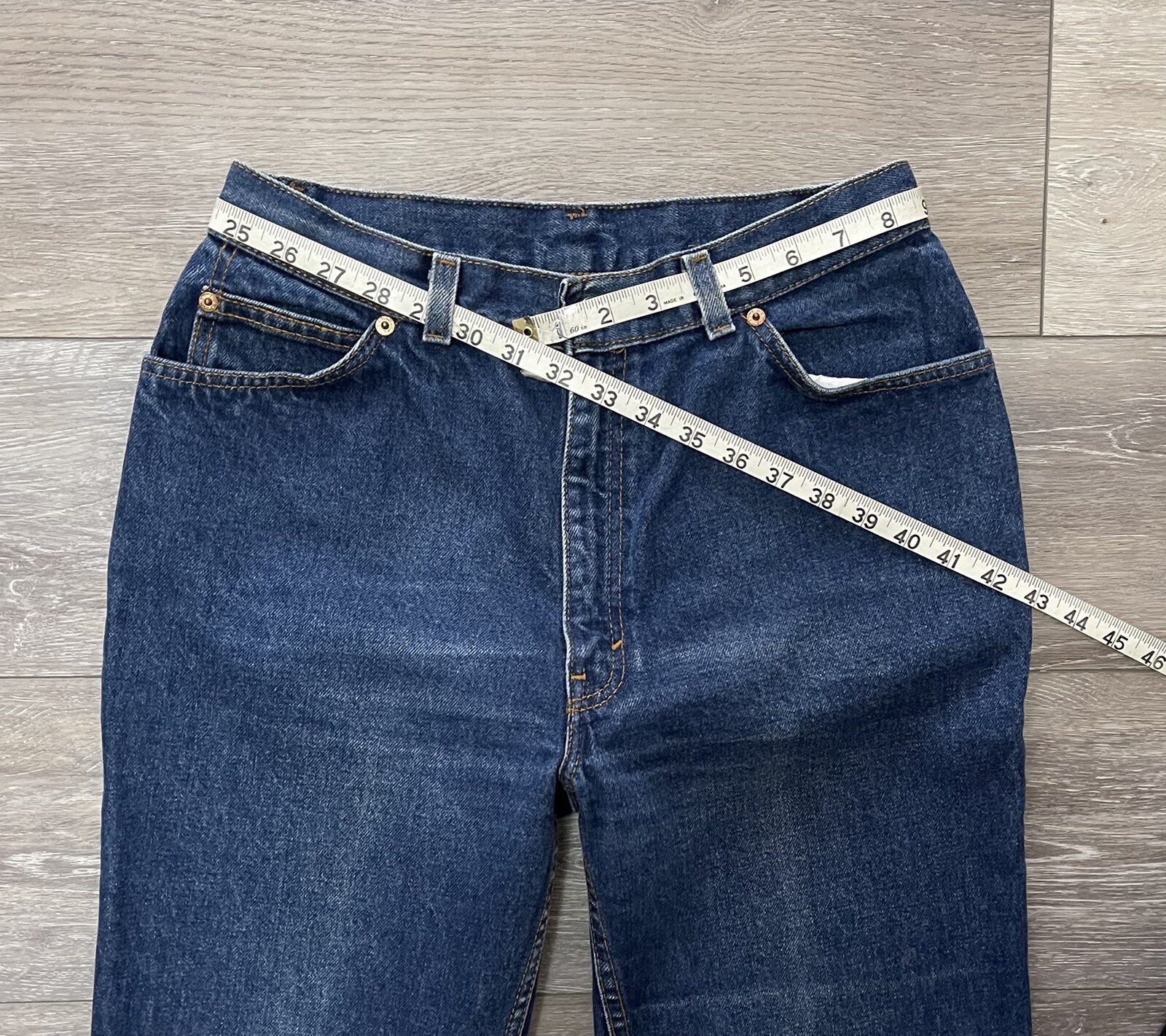 Vtg USA Levi’s White Tab 187354-0268 High Rise Straight Raw Hem Jean 30Wx29L