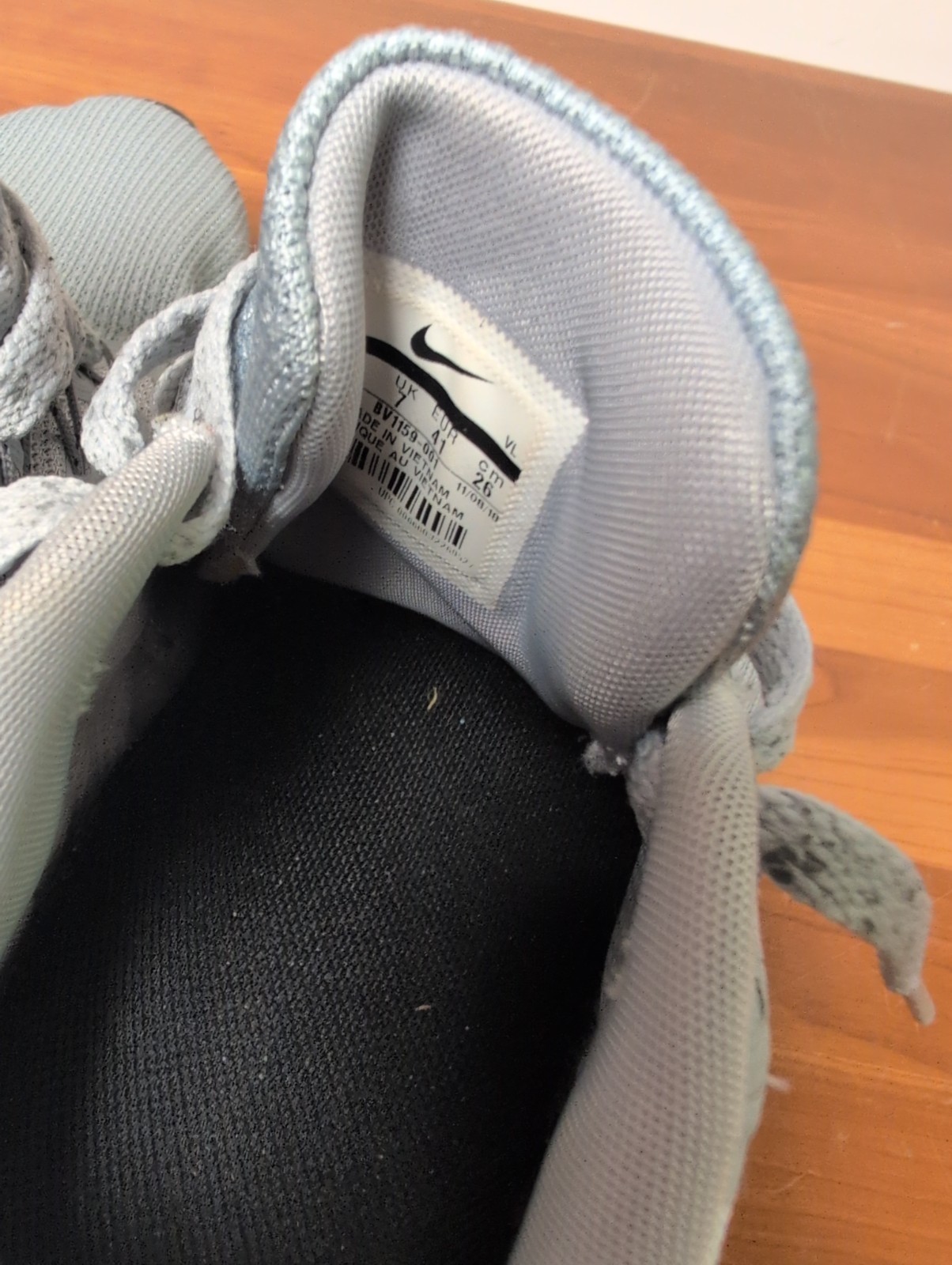 Nike Run Swift SE Athletic Running Shoes Wolf Grey/Black Men 8 Women 9.5