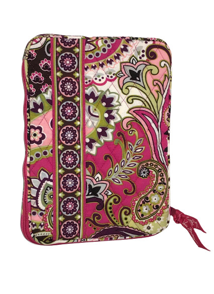 z VERA BRADLEY Very Berry Tablet Sleeve 6.25 in x 8.5 in x .75 in Zip Close
