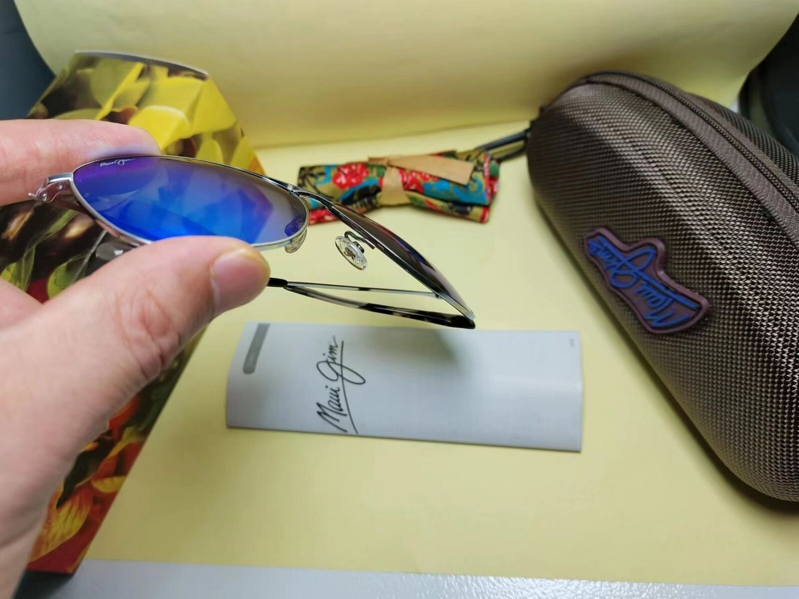 Maui Jim B247-17 CLIFF HOUSE Silver POLARIZED Hawaii Blue Lens Aviator Sunglass