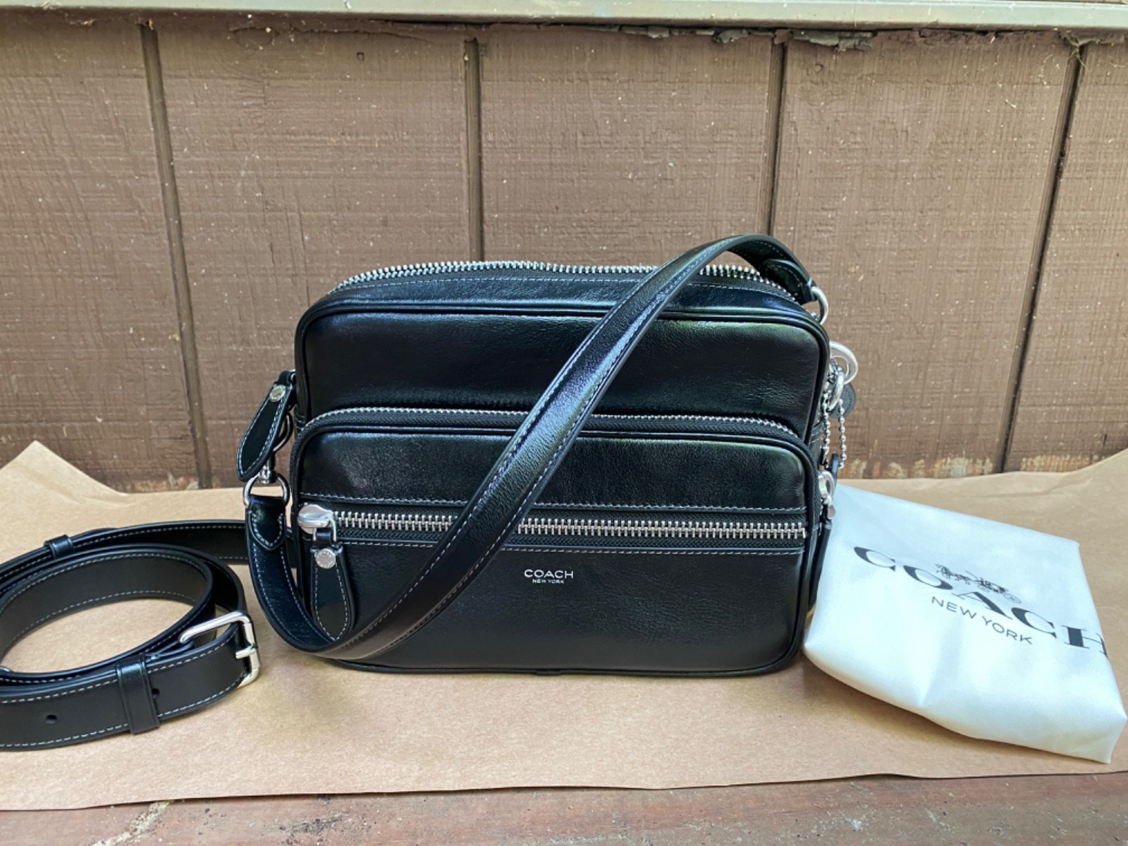 COACH cds83 black dakota crossbody shoulder bag