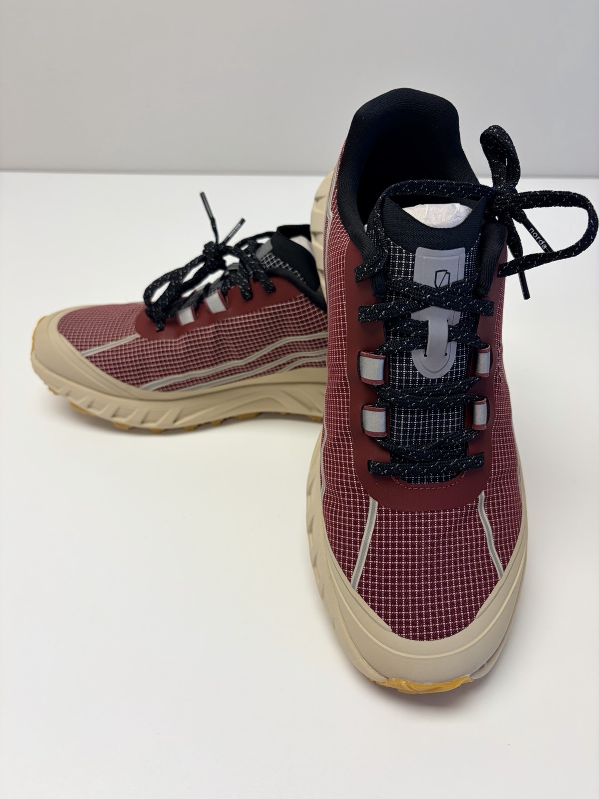 Norda 002 M Men’s Trail Running Shoes – Amaranth – US 10 – New w/ Box
