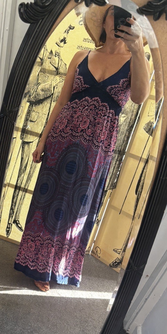 Made In Thailand spaghetti strap low neck rayon maxi dress Size S
