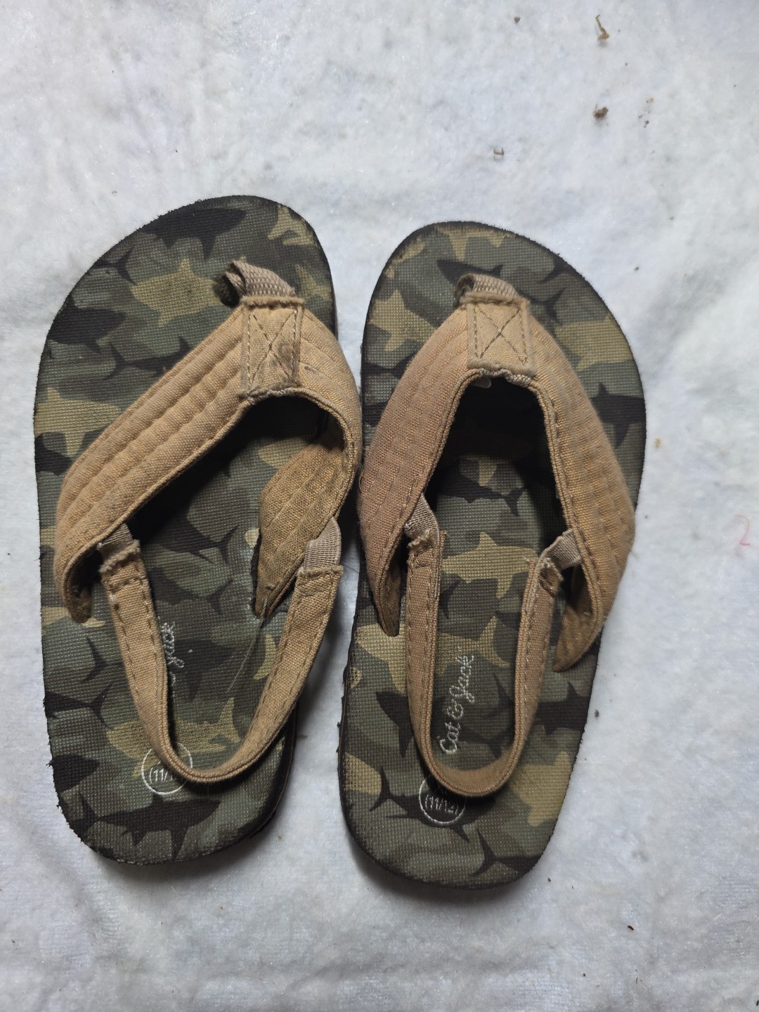 Cat & Jack Henry Camouflage Flip Flop Sandals Size XL (11/12) Toddler Camo Brown