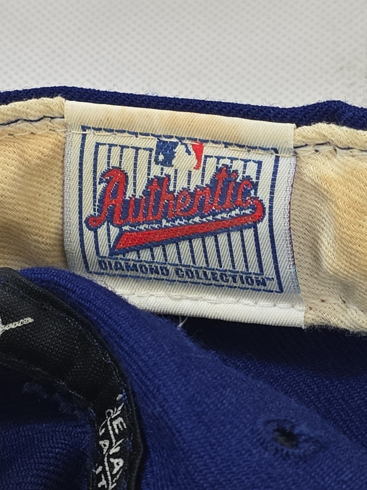 Vintage New Era 59FIFTY Texas Rangers Fitted Hat 7 1/4 Blue Wool USA Preowned