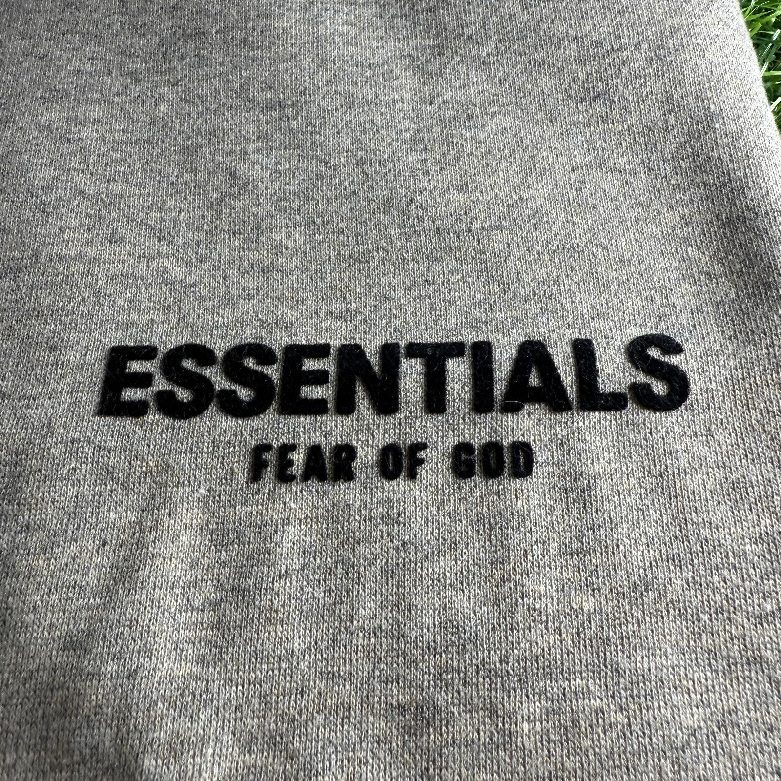 Fear of God Essentials Sweatpants Relaxed SS22 Dark Oatmeal Gray – (XS-XL)