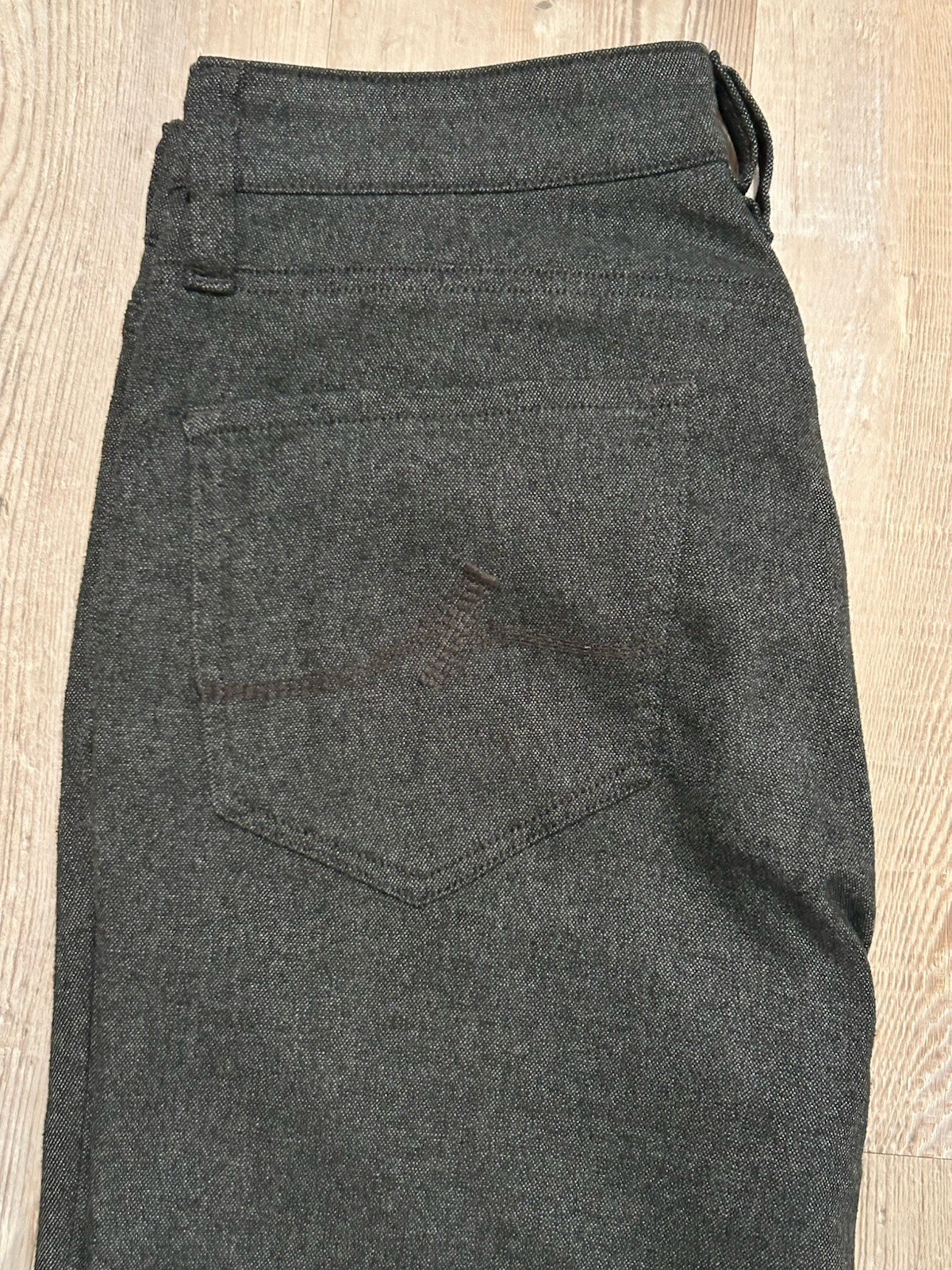 34 Heritage Charisma Comfort Rise 5 Pocket Pants (Men’s 34×26.5) Gray