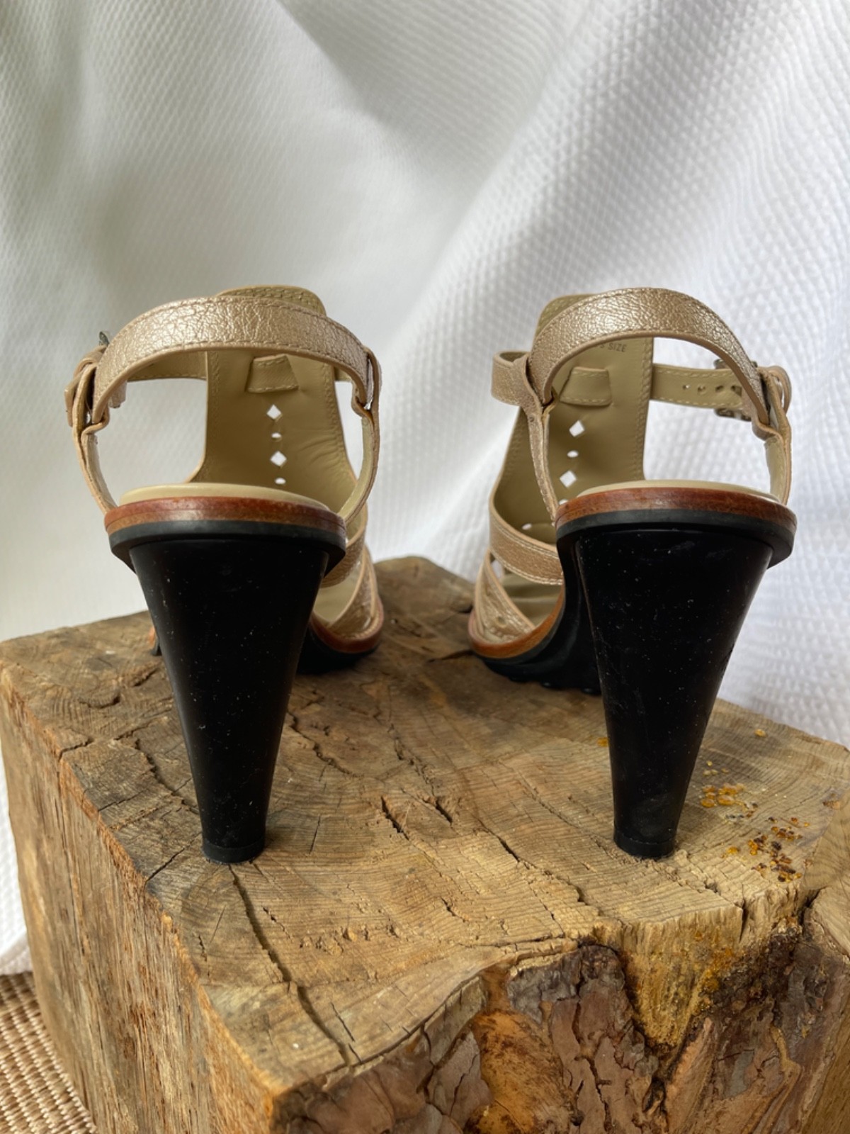 Tod’s Metallic Gold Leather Gladiator Sandals | EU 36.5 / US 6.5