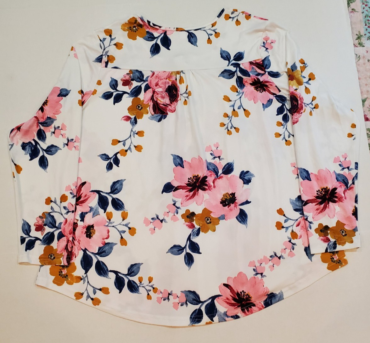 Women’s Top & Pants Set Long Sleeve Pull-On Size 2XL Floral Ivory Pink Blue