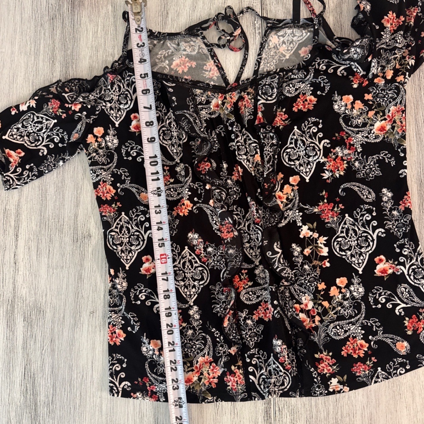 White House Black Market Floral Paisley Cold Shoulder Ruffle Blouse Black Small