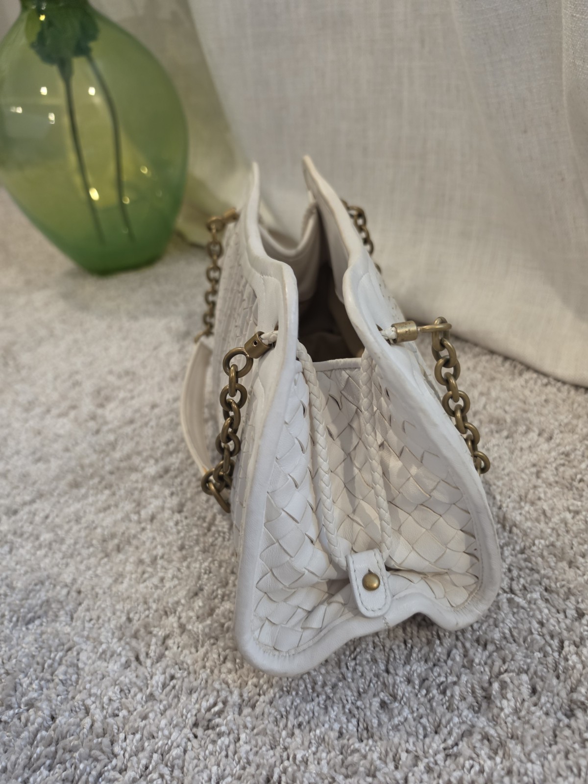 Bottega Veneta Woven Chain Shoulder Bag Ivory Leather Zip Designer Classic