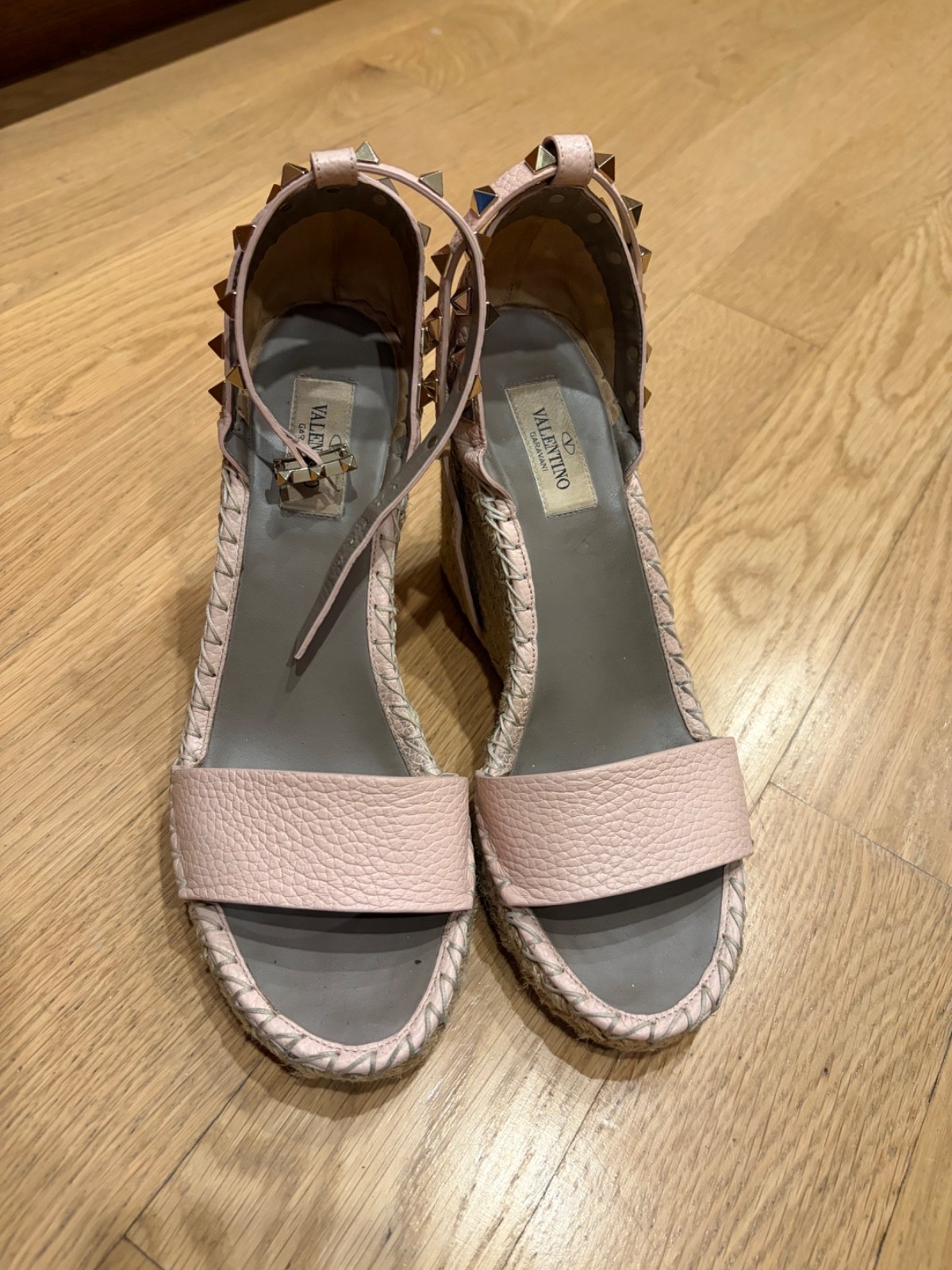 Valentino rockstud wedge sandals – light pink, 38