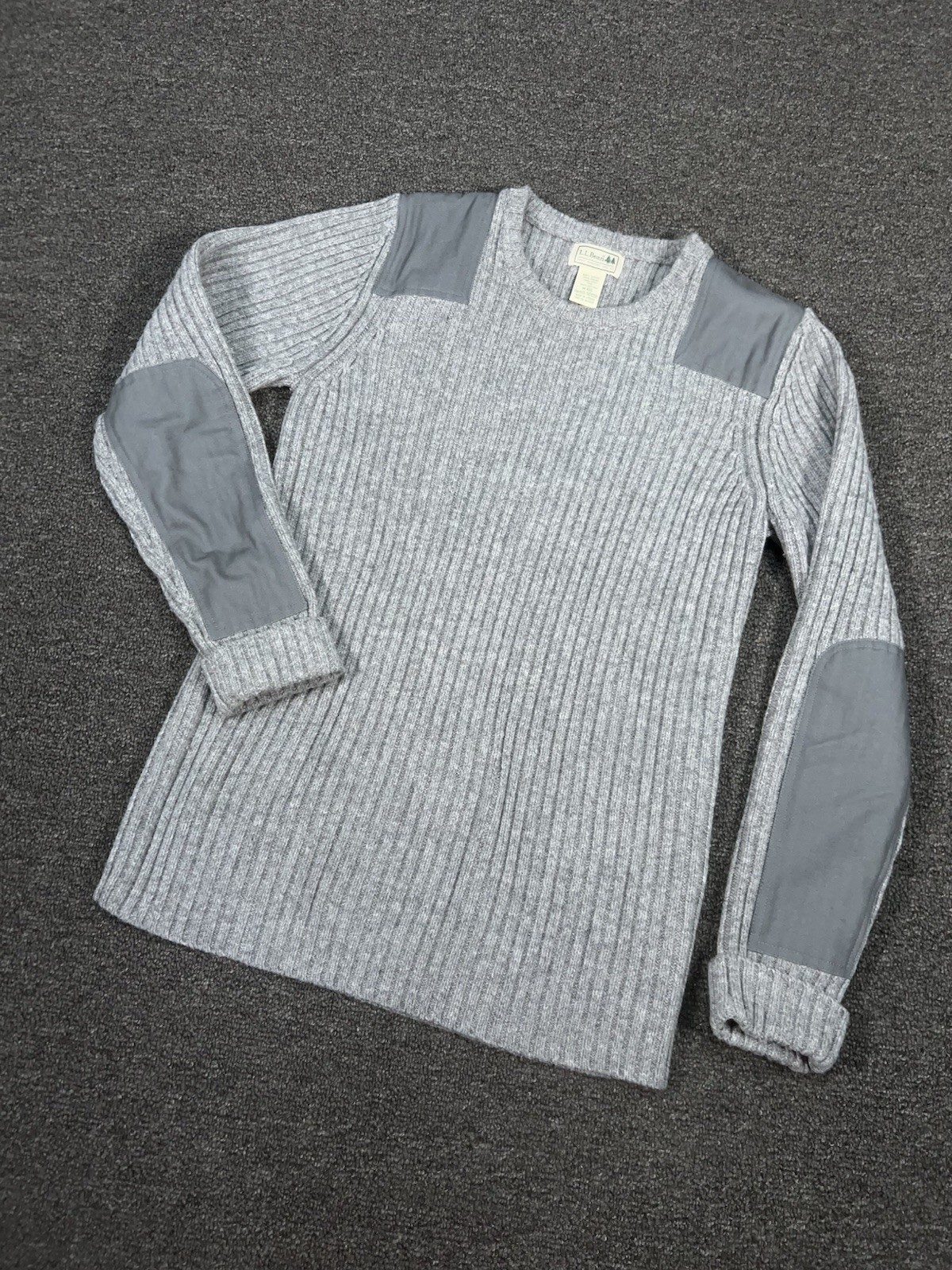 LL Bean Commando Sweater Men’s Medium Gray Merino Lambswool Elbow Shoulder Pads