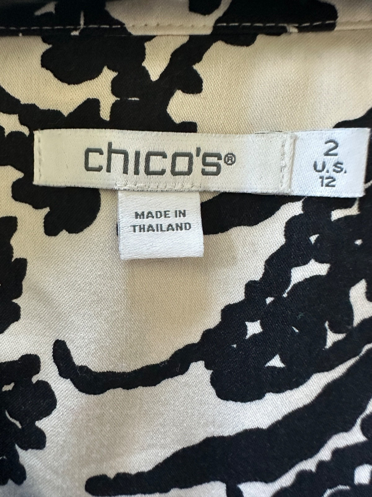 Chico’s No-Iron Button-Down Shirt Black Cream Floral Chico’s 2 (Large / US 12)