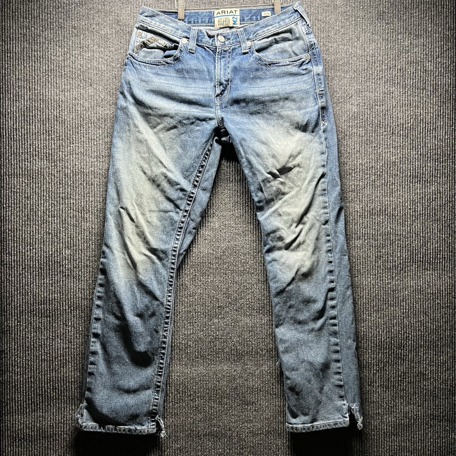 Ariat M2 Jeans Mens 33×34 Traditional Relaxed Boot Cut Medium Wash Blue Western