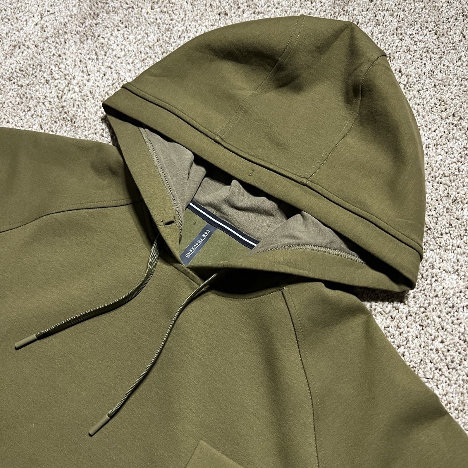 Huckberry Ten Thousand Hoodie Men’s M Dark Olive Midweight Tech 1/4 Zip Pullover