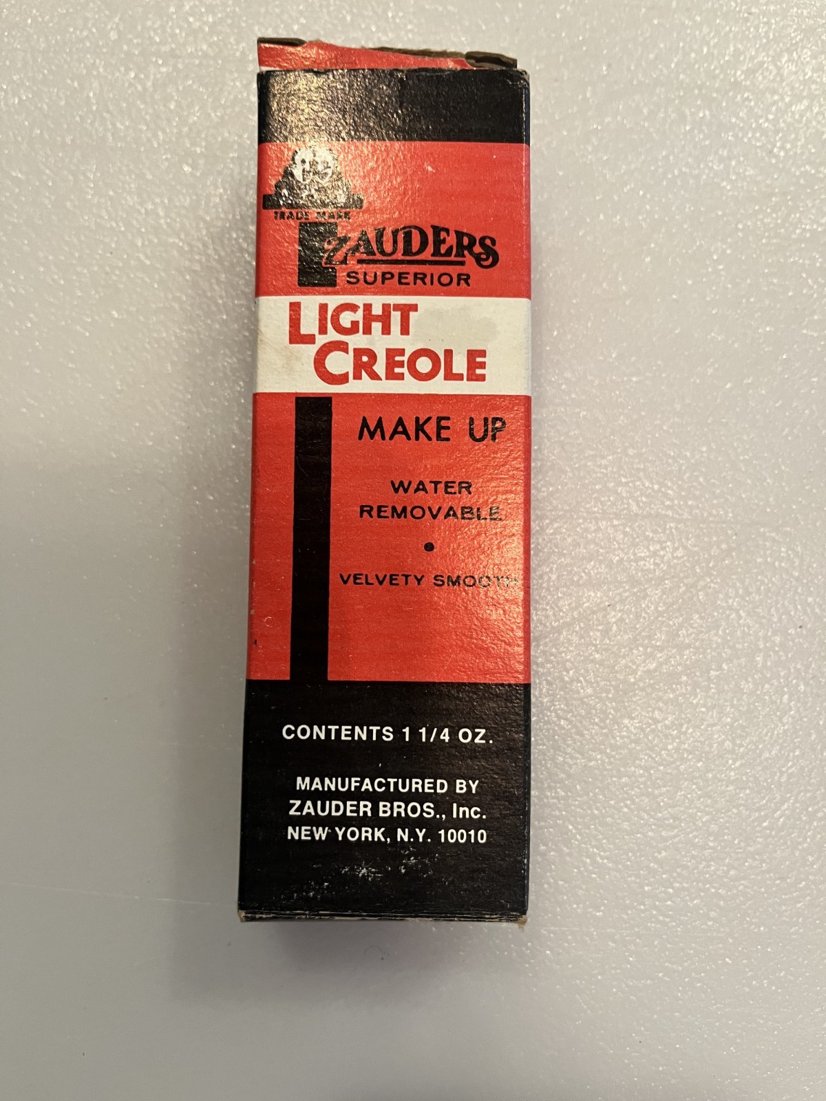 Vintage Zauder’s Superior Light Creole Make Up – Waterproof, Tube – New York