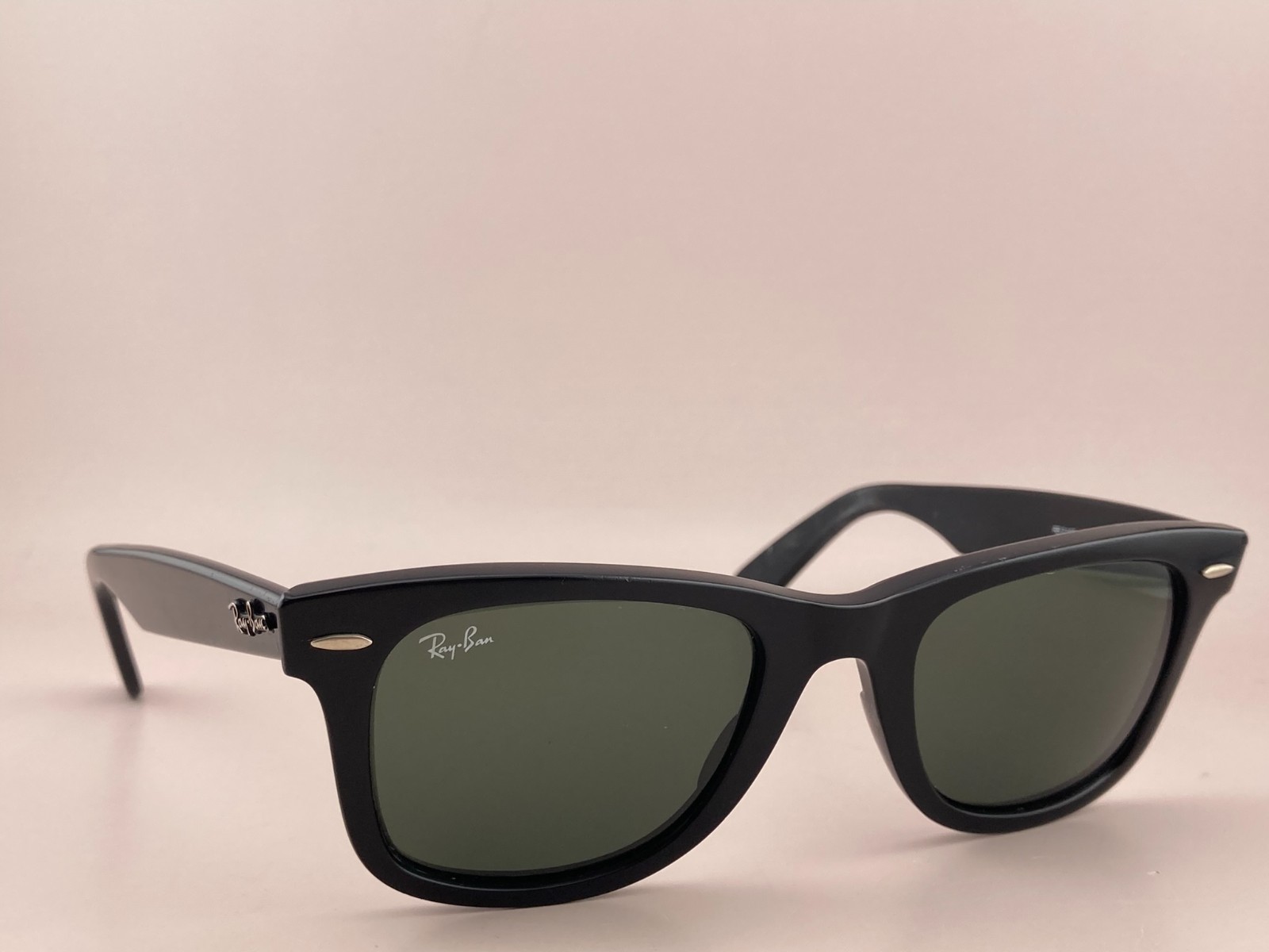Ray Ban Wayfarer Sunglasses Italy RB 2140 901 Black Green G15 lens 50-22mm