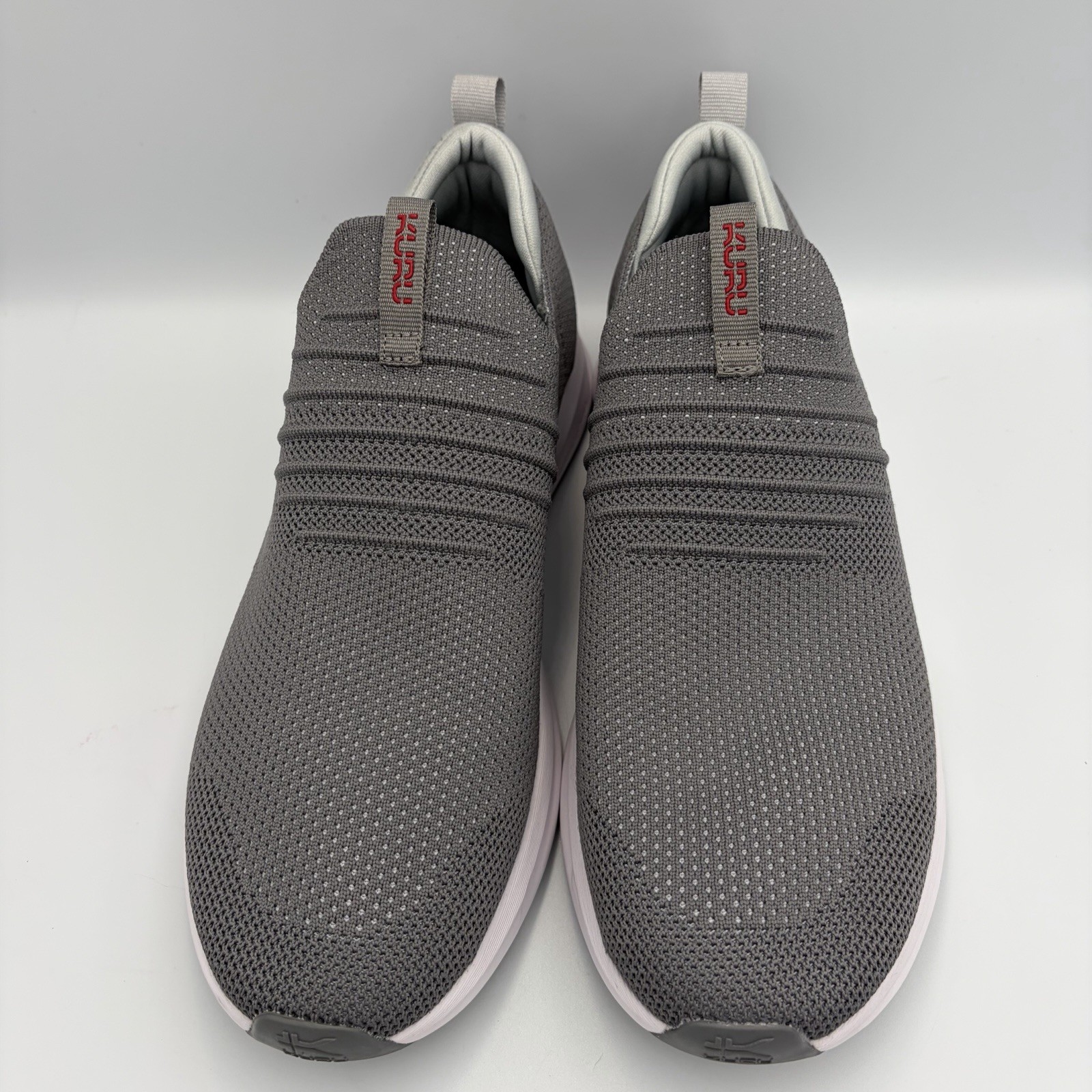 Kuru Atom Slip-On Mens Size 9 Cloud Gray Cardinal Red Walking Shoes Sneakers
