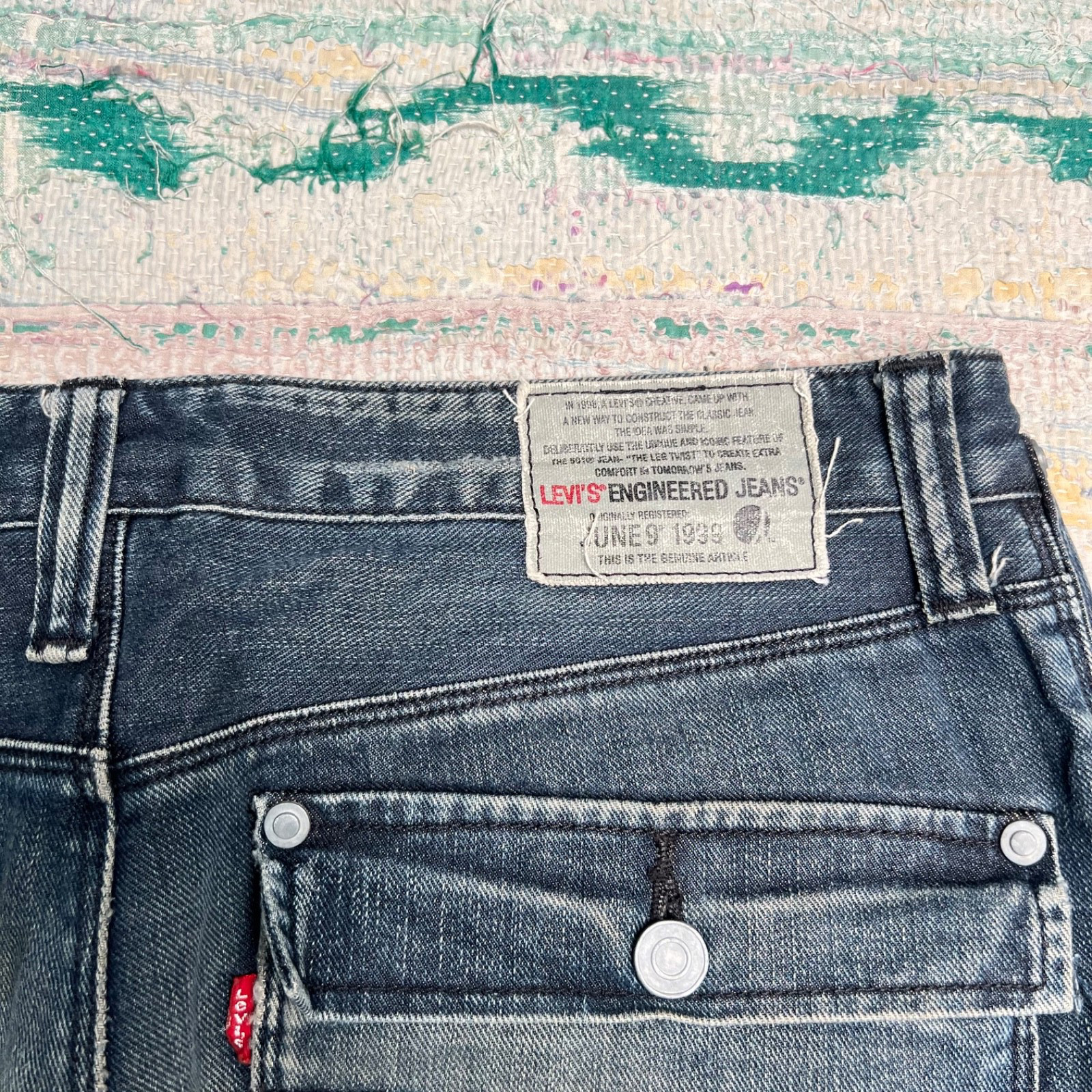 1999 Levi’s Engineered Jeans Straight Leg Twisted Seam Distressed Vintage 34×33