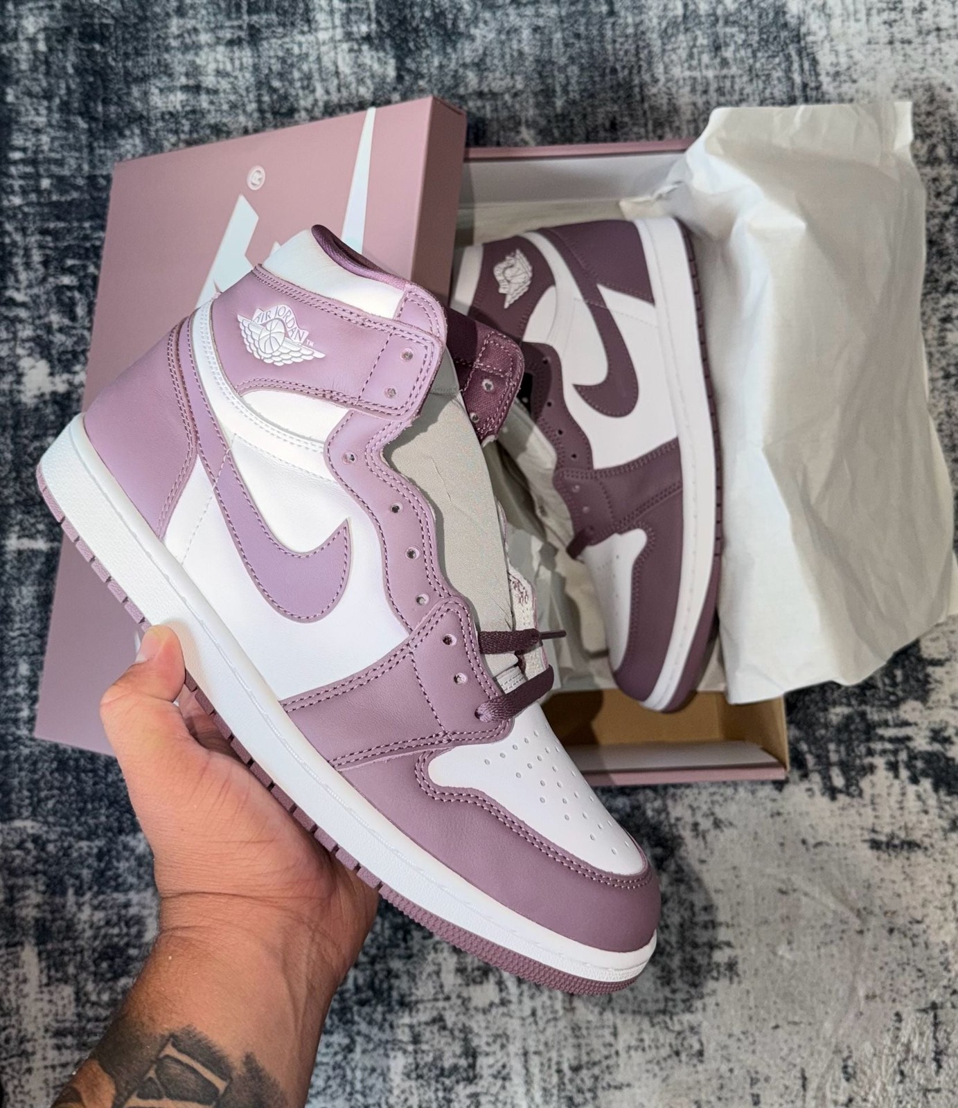 Nike Air Jordan 1 Retro High OG Mauve White Sneakers DZ5485-105 Mens Size 11