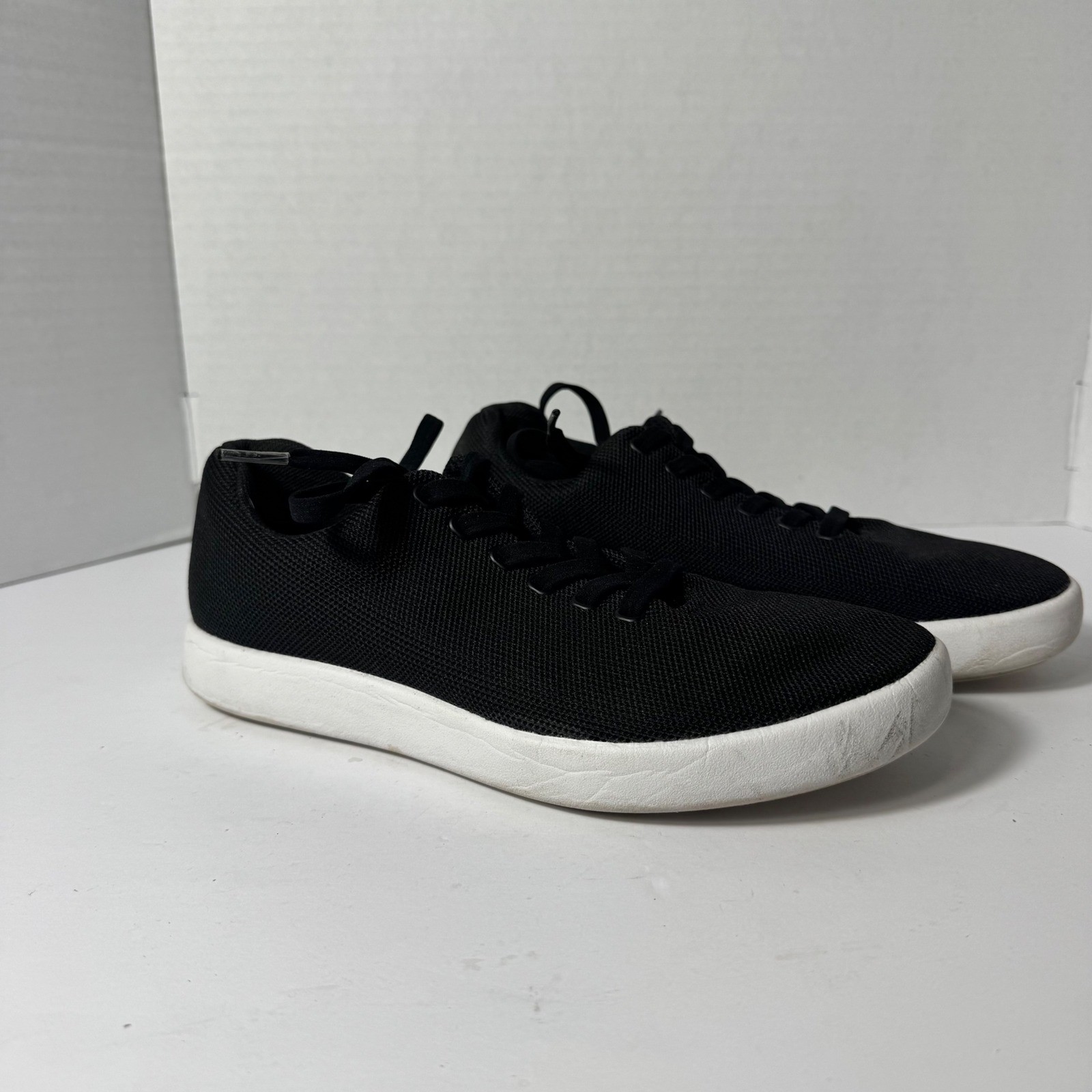 Atoms Model 000 Black White Mesh Low Top Sneakers Womens 8.25 Mens 6.75
