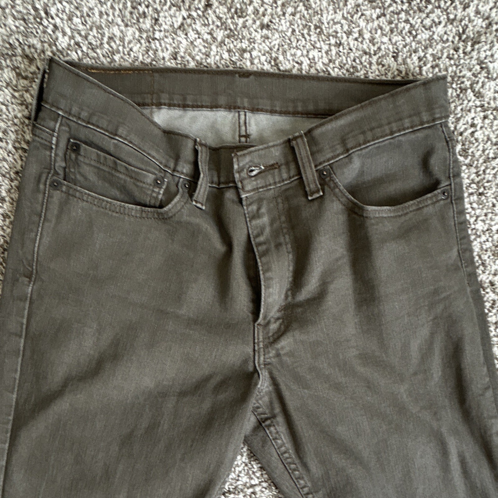 Levi’s Men’s Slim Fit Gray Dark Wash Denim Jeans Low Rise 5-Pocket Zip Fly