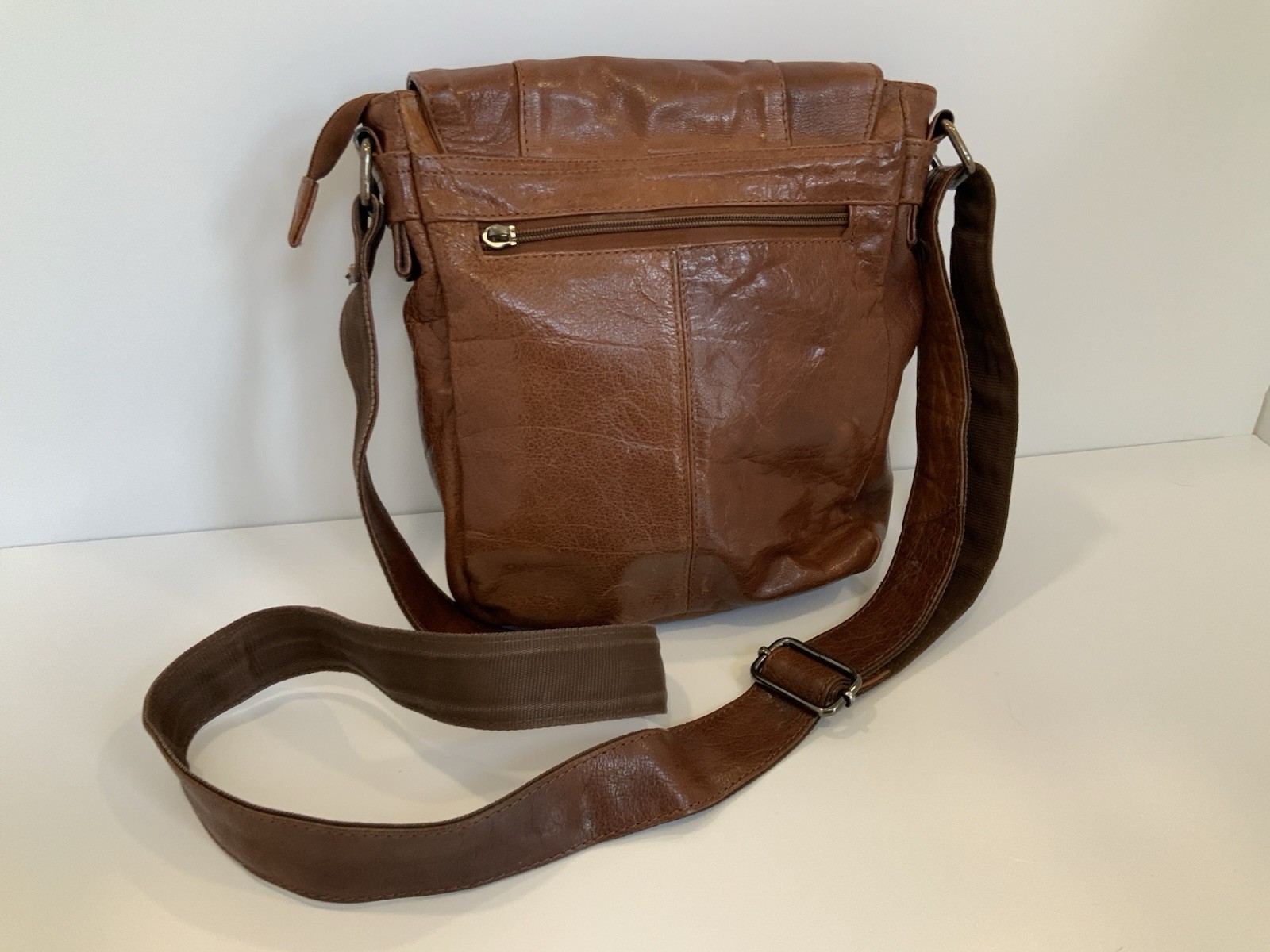 Ashwood Genuine Leather Brown Messenger Crossbody Satchel Bag 12” Adjustable
