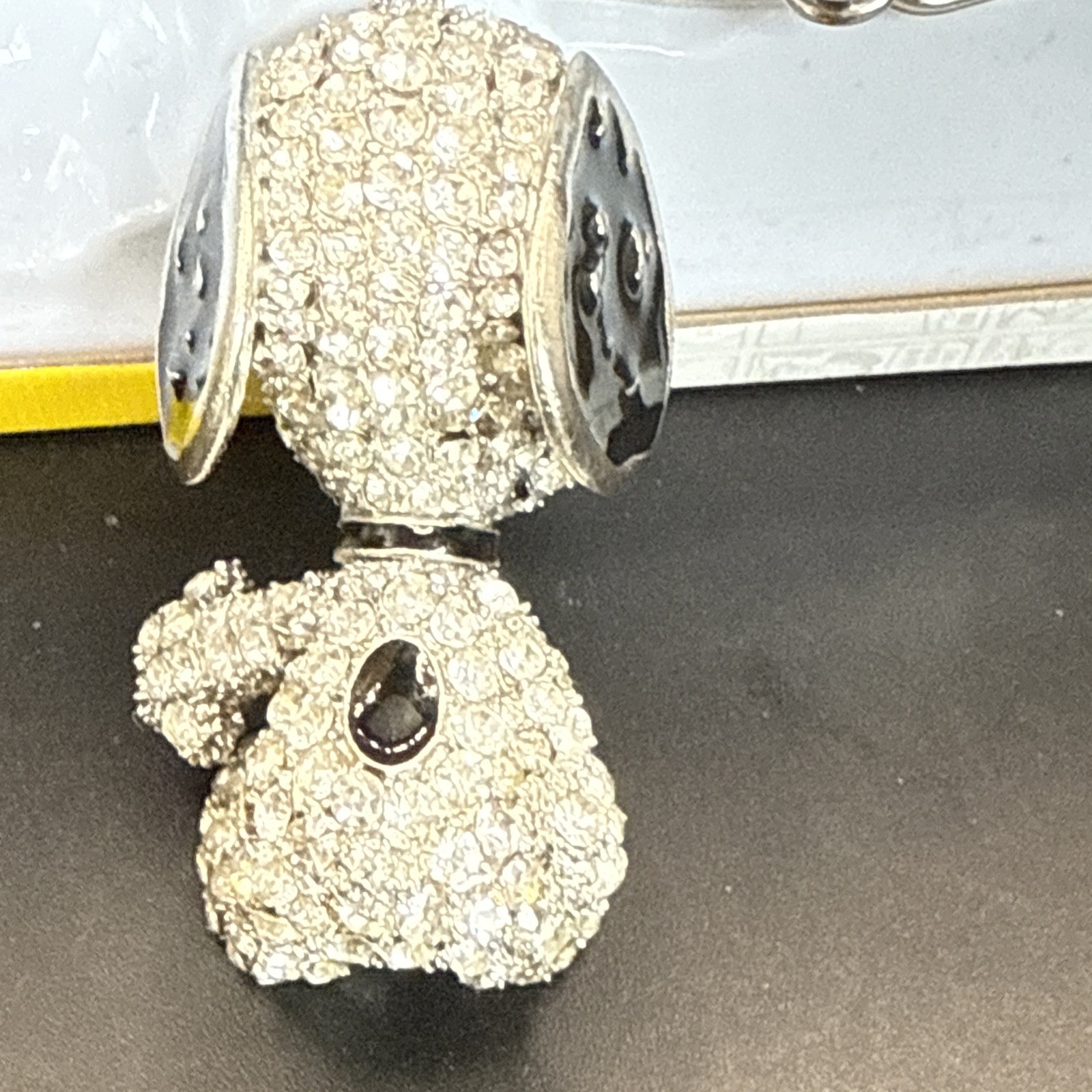 NEW Snoopy Peanuts Pave 3D Crystal Rhinestone Keychain/Clip On Bag Charm BNIB