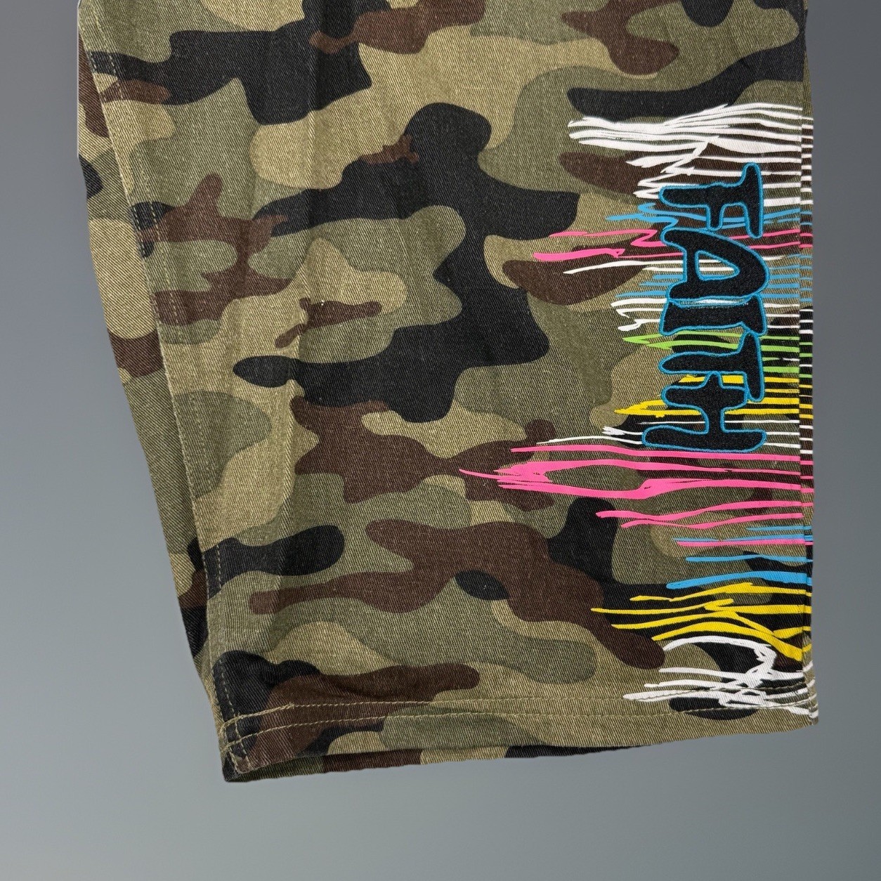 Switch Remarkable Camo Shorts Mens 42 Graffiti Art Woodland Camouflage