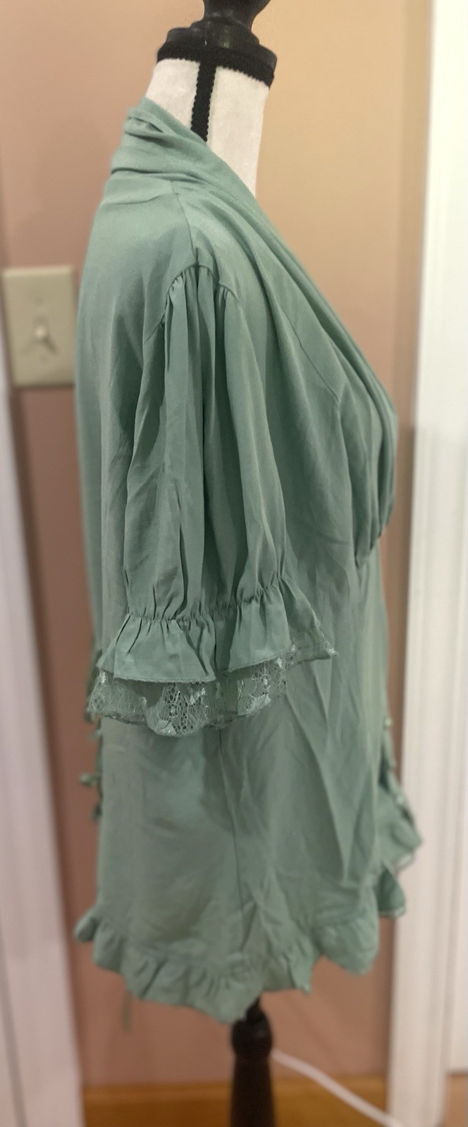 NWT Scarlet Darkness Sage Green Gothic Cowl Neck Lace Cuff Back Corset Blouse XL