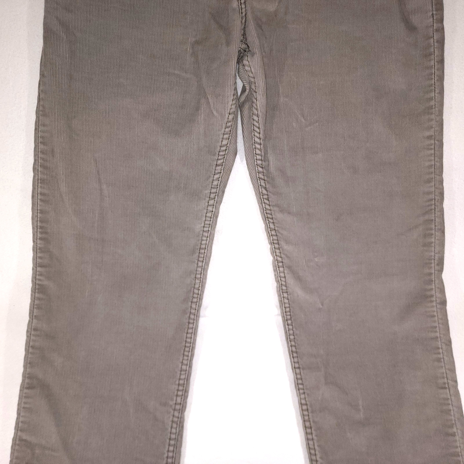 Levi’s 559 Khaki Gray Corduroy 30×32 Mens Relaxed Straight Leg Y2K ~ Light Wear