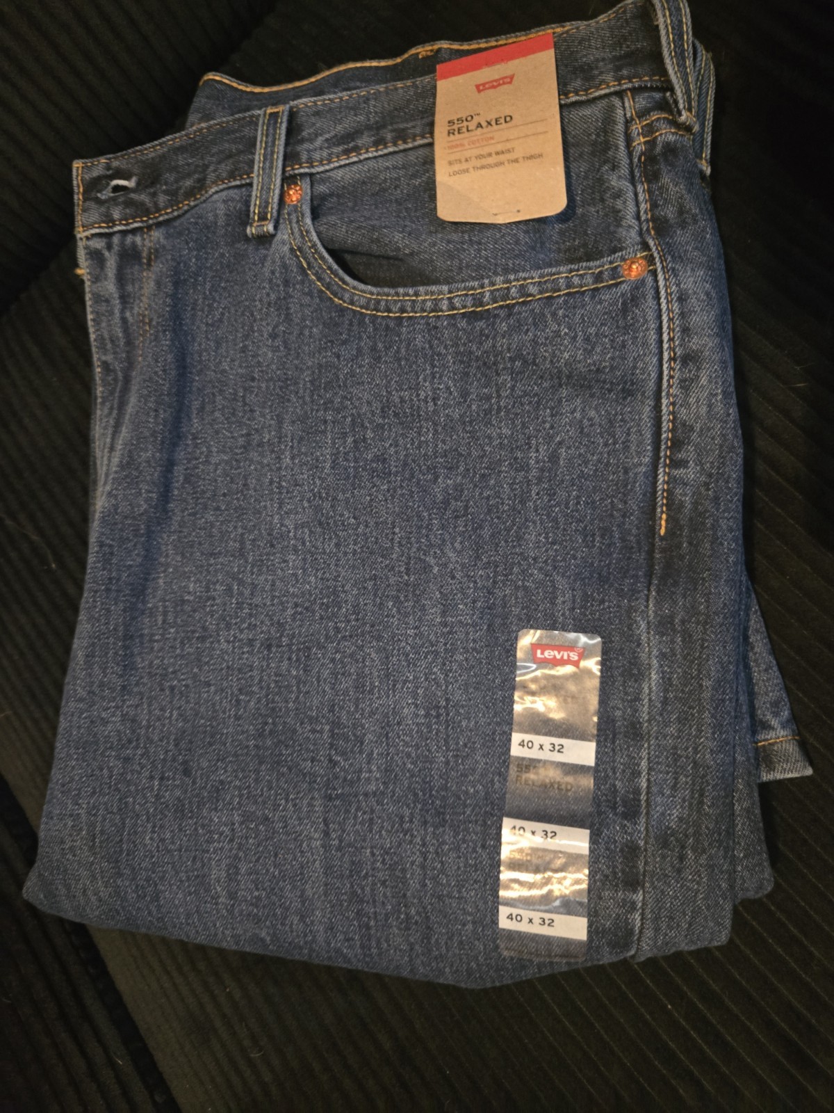 Levi’s 550 Relaxed Fit Blue Denim Jeans (40w X 32L) New With Labels!