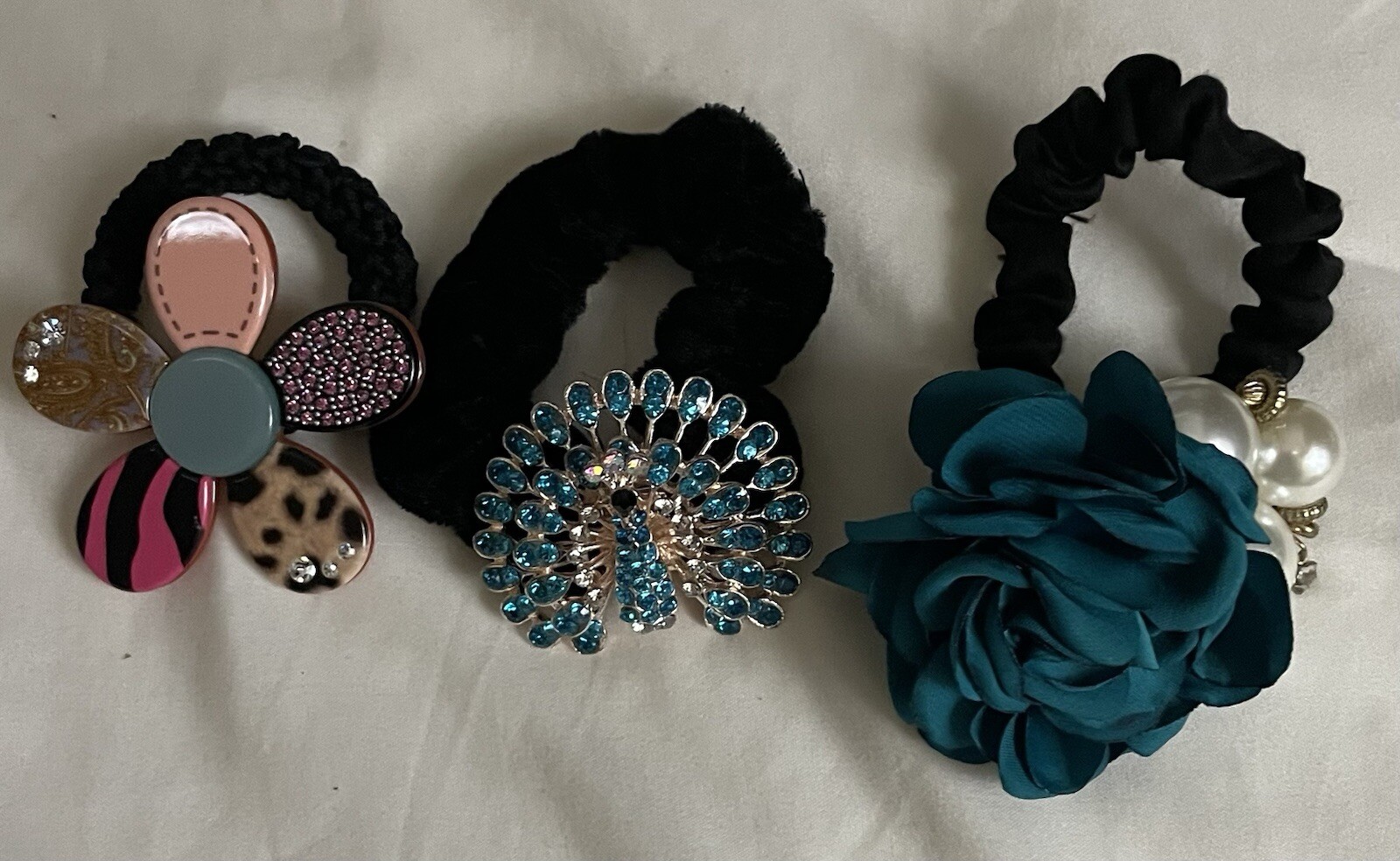 Huge Hair Accessory Hair bows Assorted Girls/Women