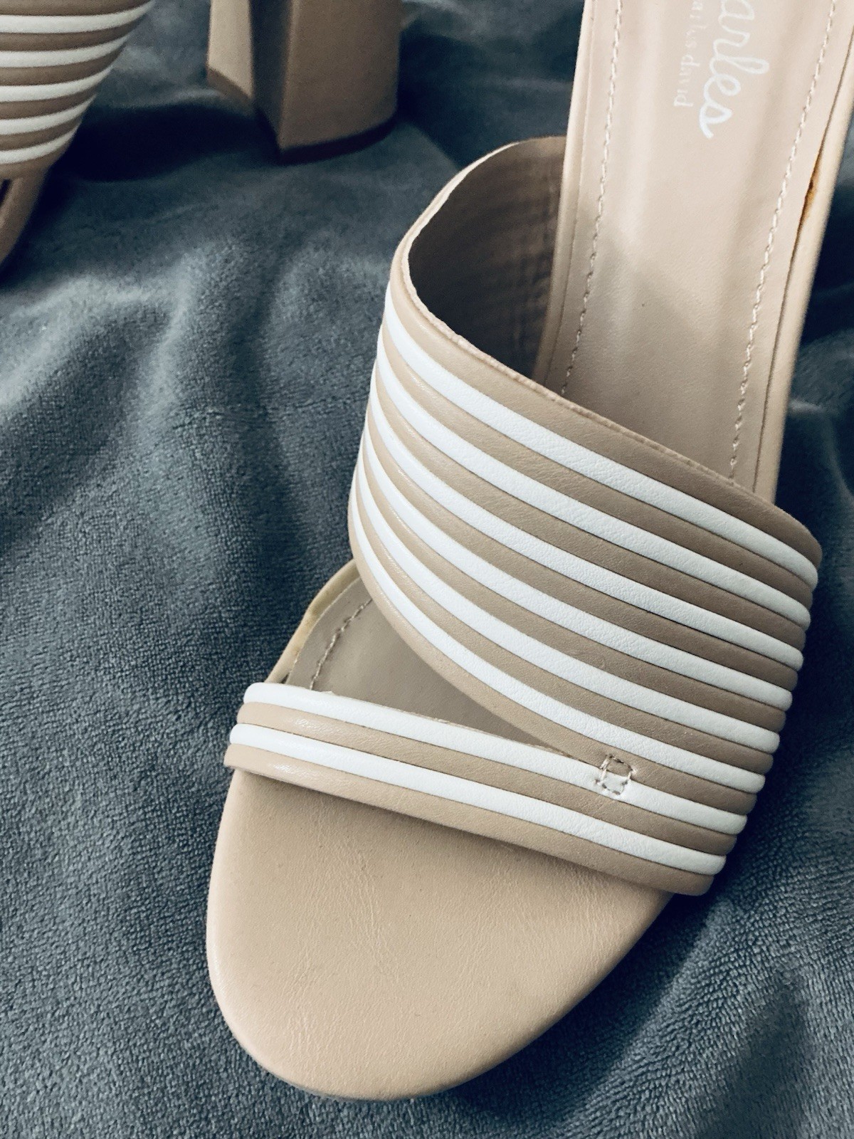 Charles by Charles David 8.5M Shoes Sandals Tan Striped Rhythmic Block Heel