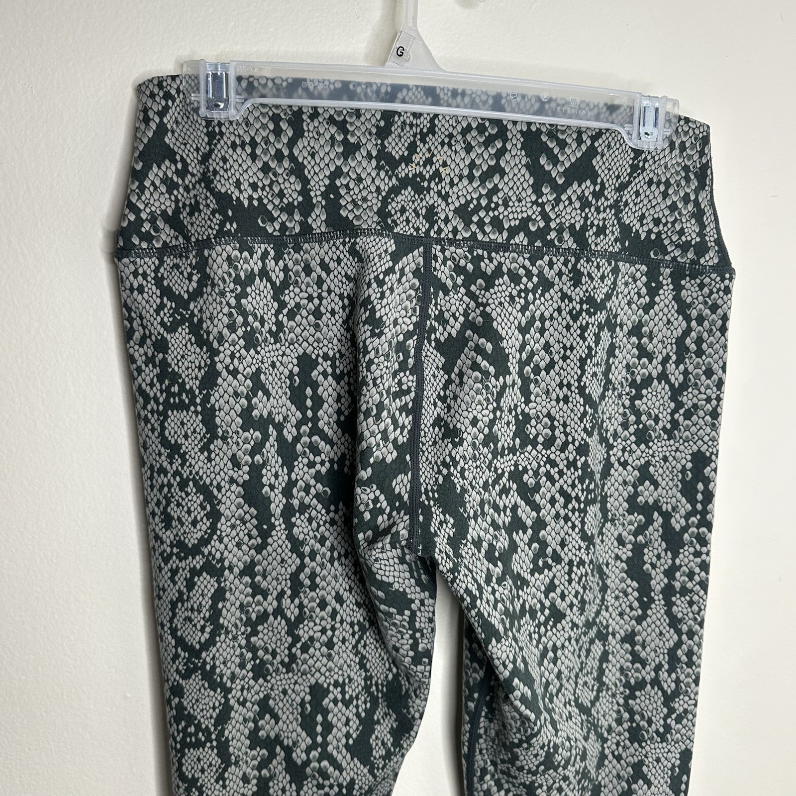 Varley Century 2.0 Snake Print Leggings Green size Large