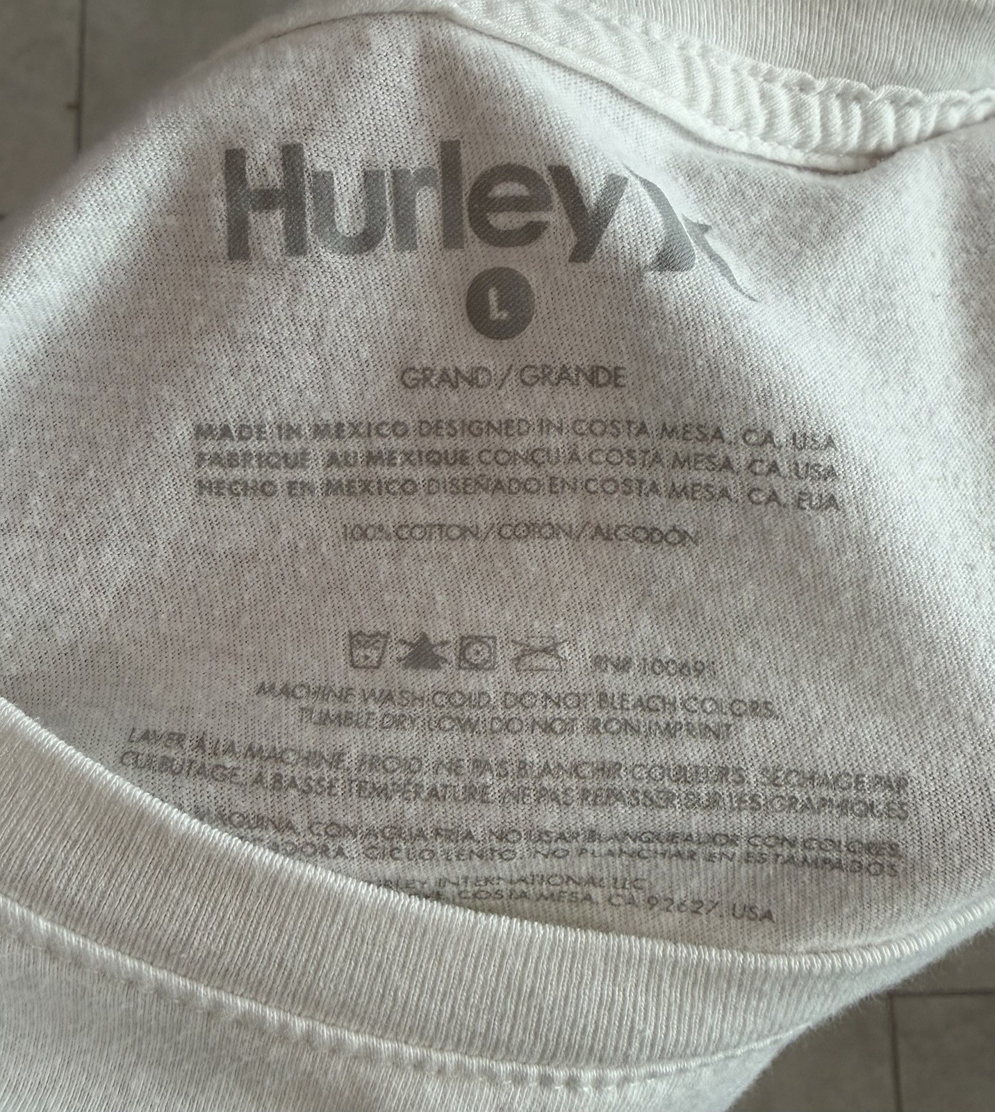 Hurley Men’s Size Large White Short Sleeve T-Shirt With Square Hurley Logo