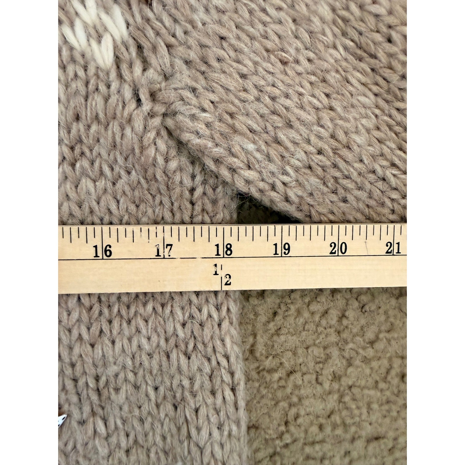 Icelook Vintage Handknit 100% Virgin Wool Icelandic Lopapeysa Sweater Small