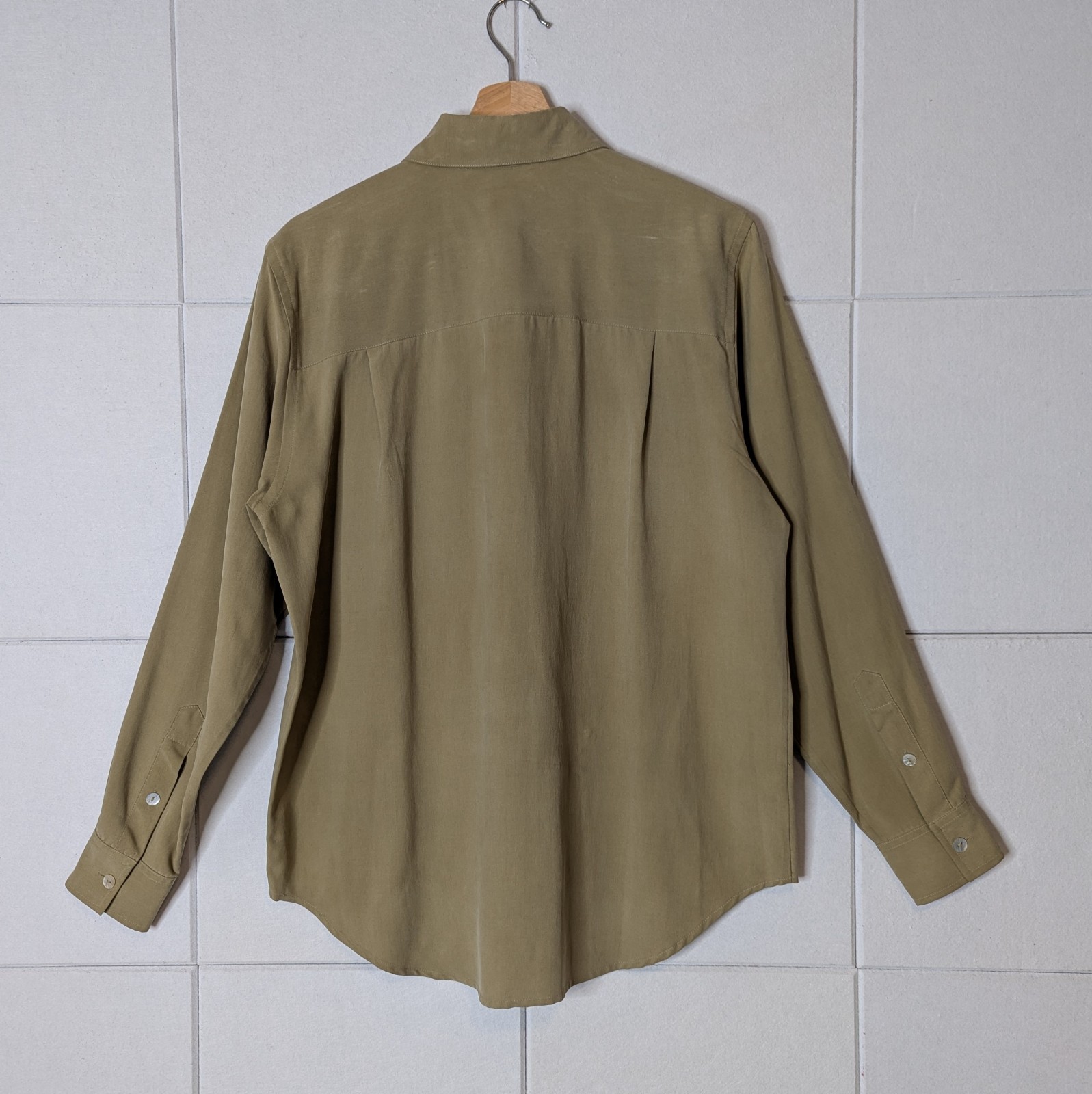 Vintage 90s Talbots 100% Matte Silk Olive Safari Green Button Up Blouse Size 6