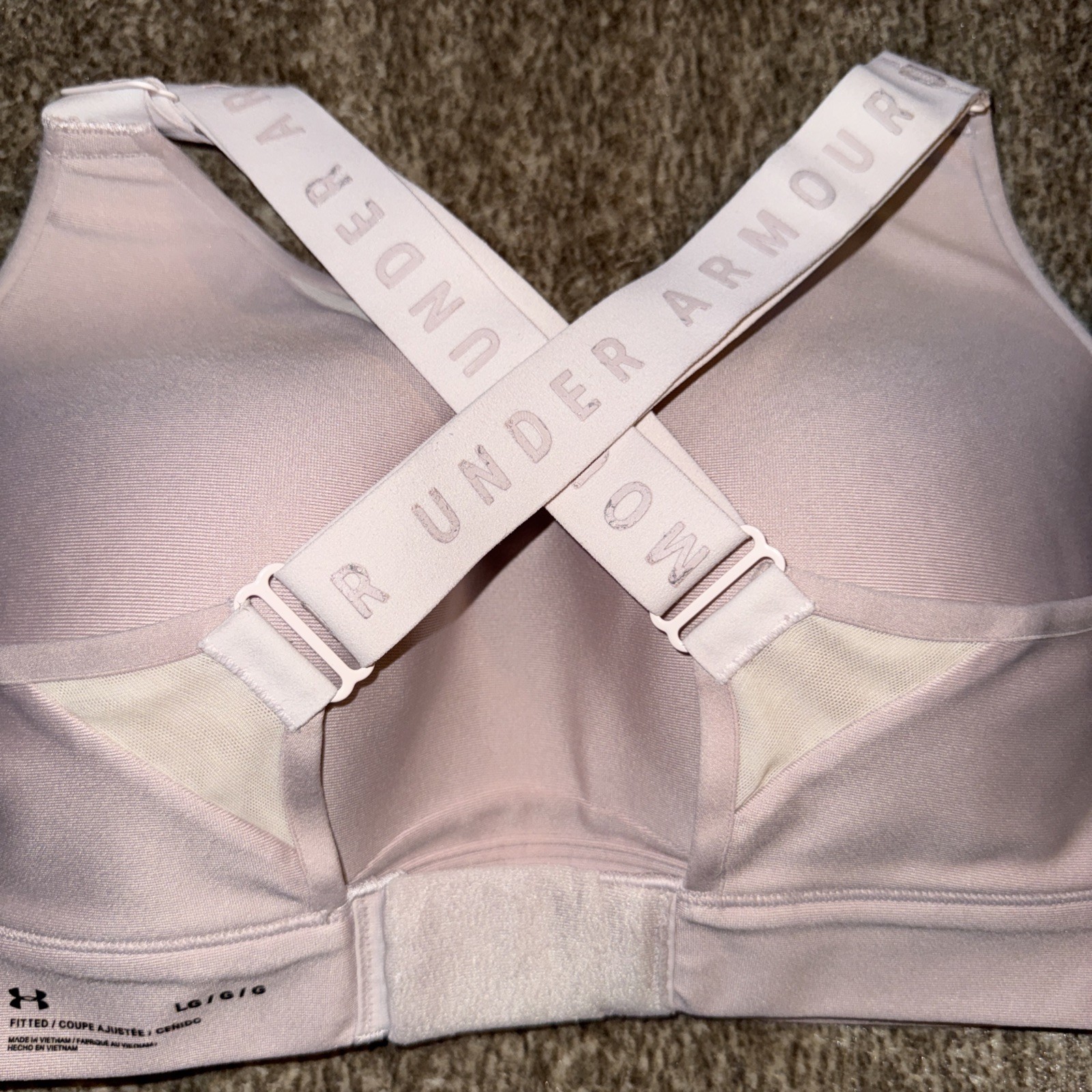 Pre Owned Under Armour Nude Beige Crossback Fitted Sports Bra Logo Large L