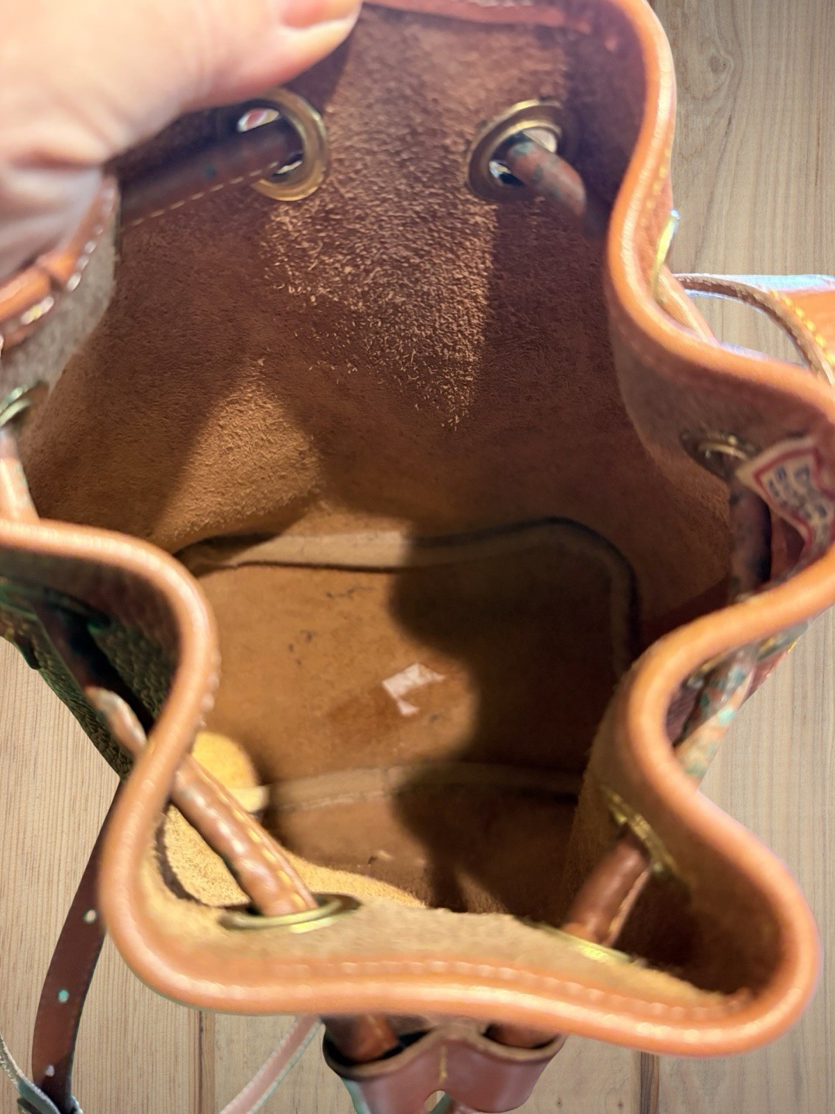 Dooney Bourke Brown Vintage R134 Mini Bucket Drawstring Shoulder Bag Leather