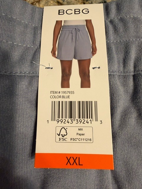 BCBG Women’s Shorts NWT *** Choose Your Color ***