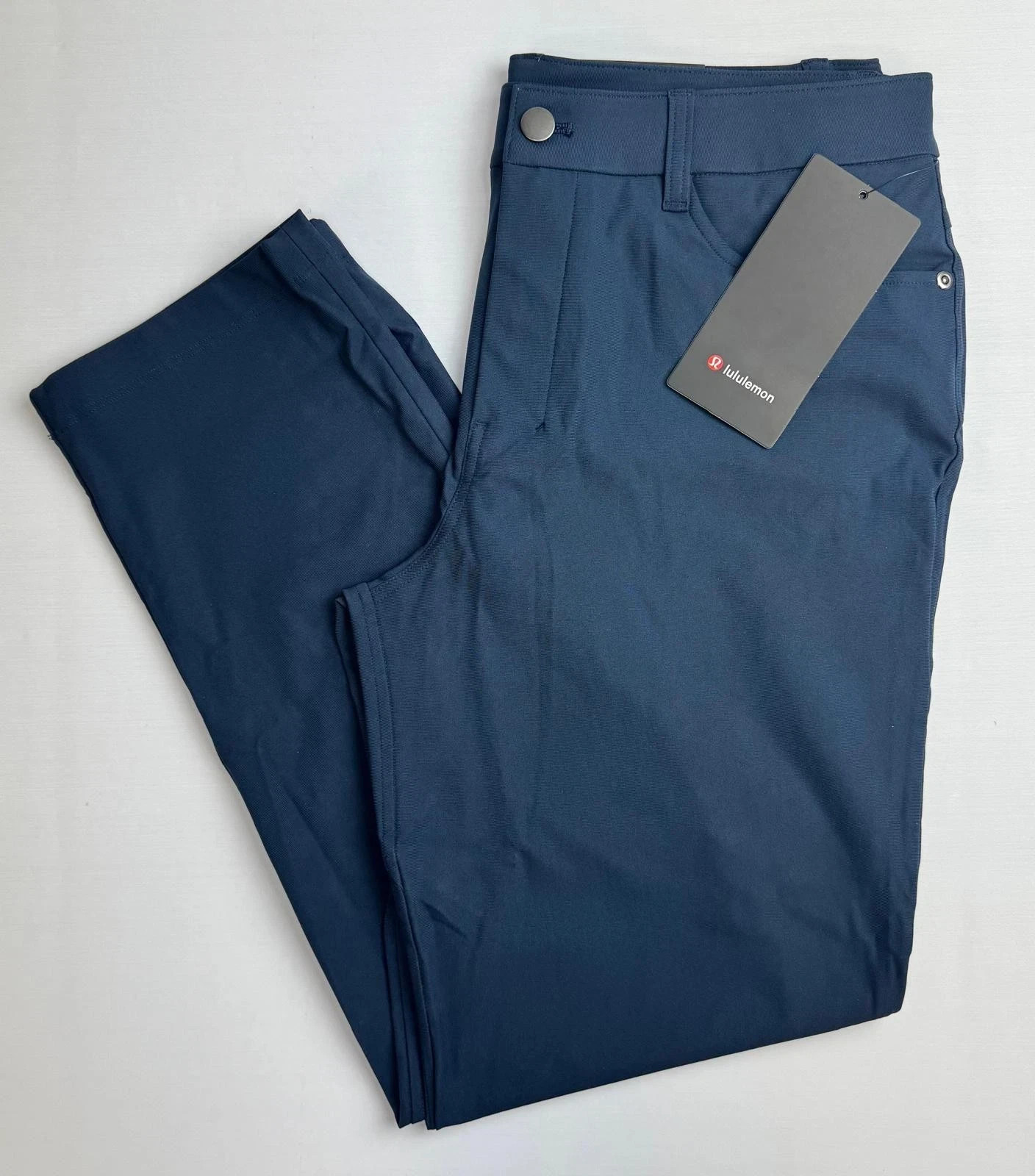 lululemon ABC Classic-Fit 5 Pocket Pant 30L Warpstreme, True Navy. Size 32. NWT