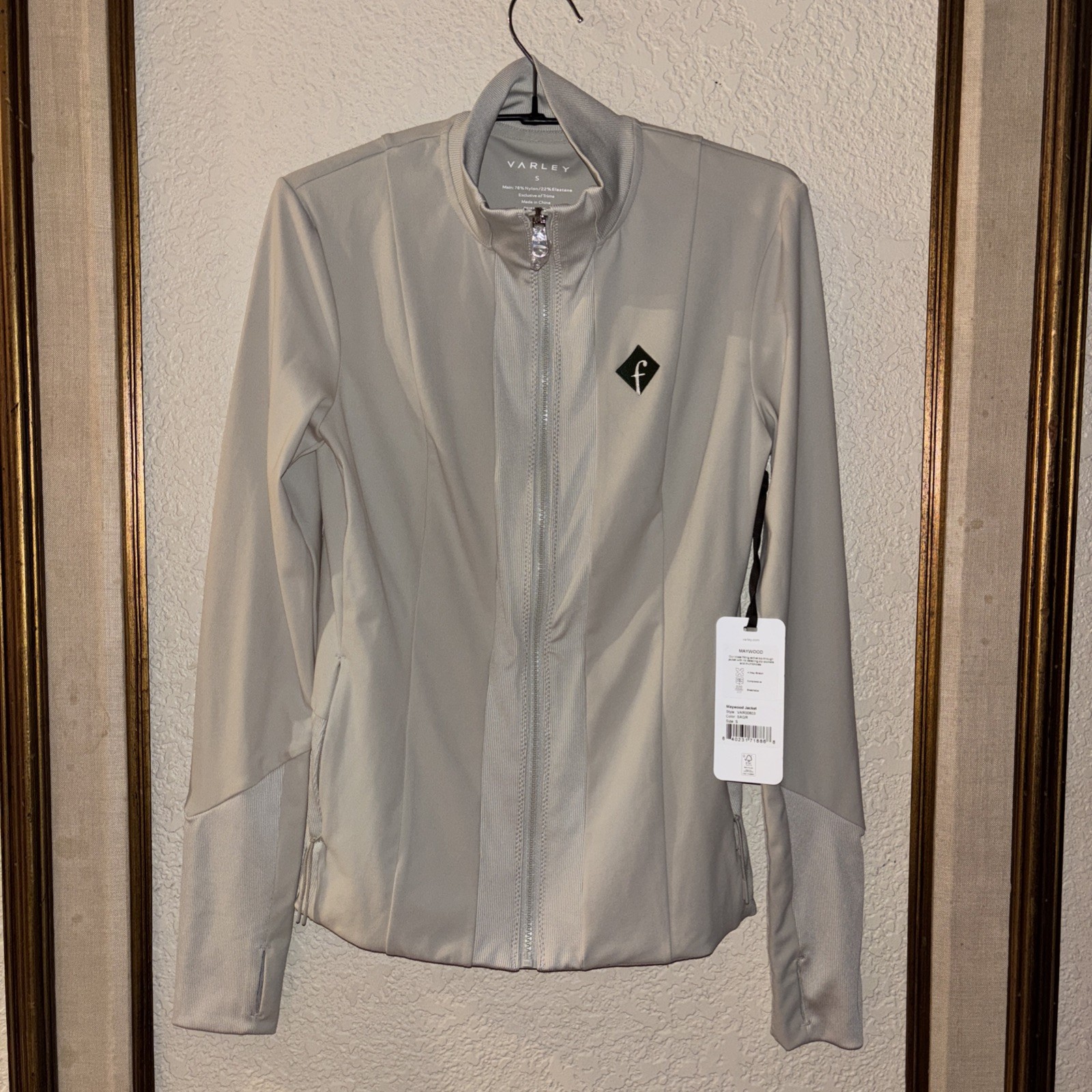 NWT Varley Maywood Full Zip Jacket Ivory Athleisure Slimming Thumb Hole Sz S NEW