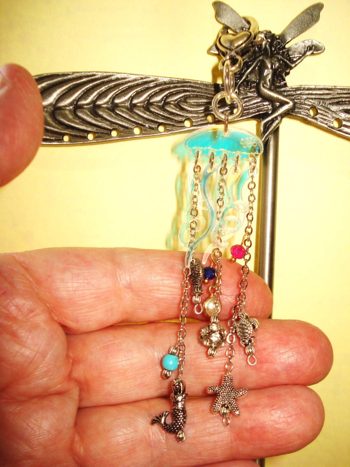 4 3/4″ Drop Plexie Jellyfish Oceanlife Purse Beach Bag Silver Heart Clasp Bling