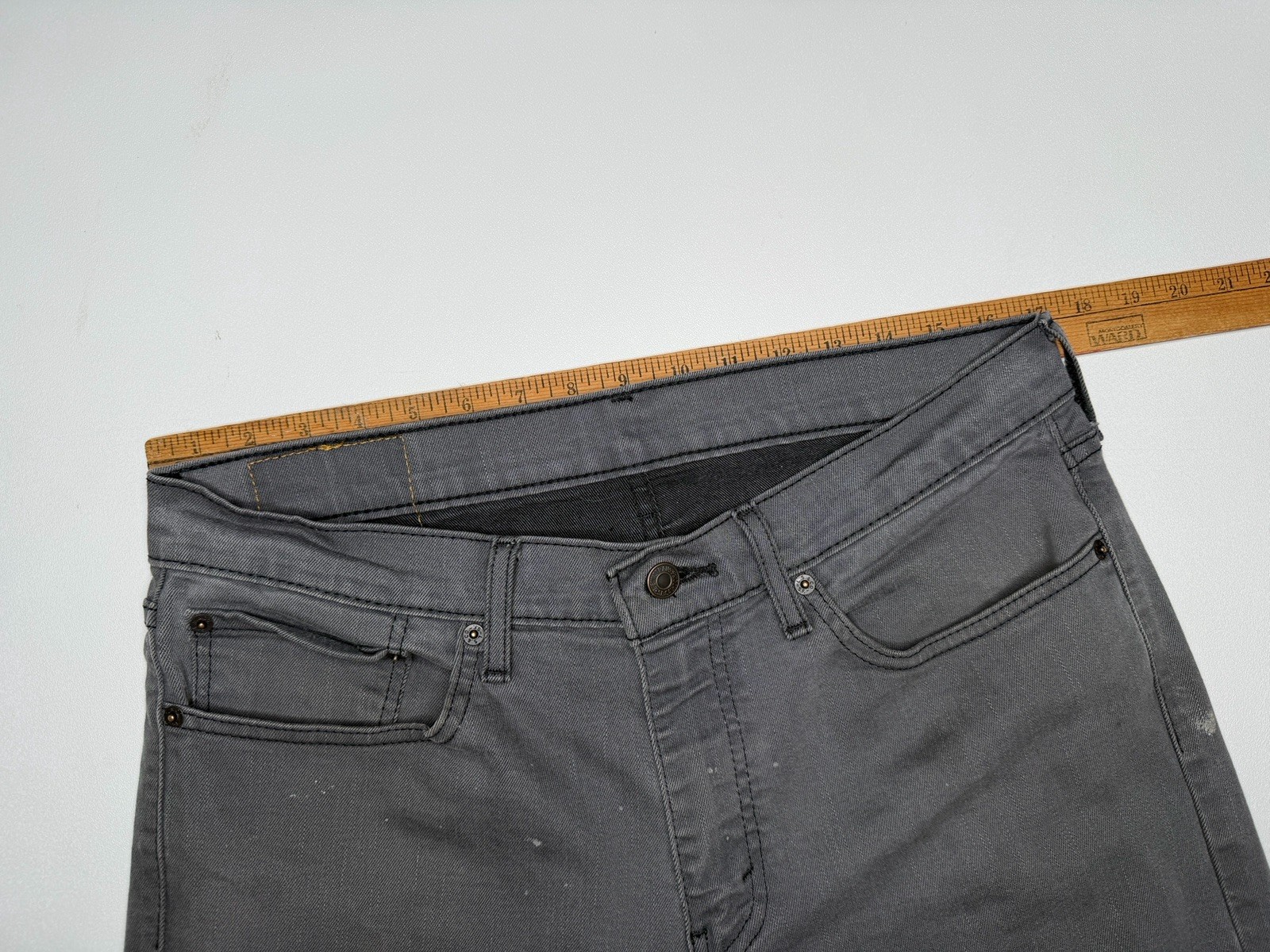 Levi’s 511 Slim Fit Denim Jeans “Gray Black 3D”D04511-2272 | 34 x 31*
