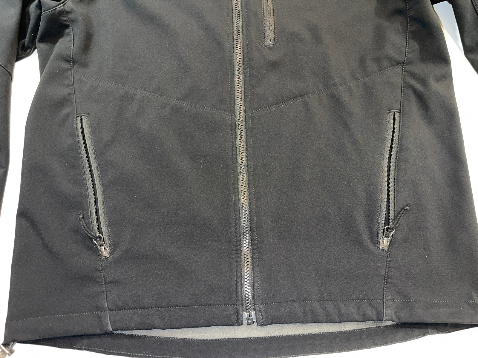 EUC EDDIE BAUER POLY BLEND MOCK NECK ZIP POCKETS FULL ZIP BLACK JACKET MEDIUM